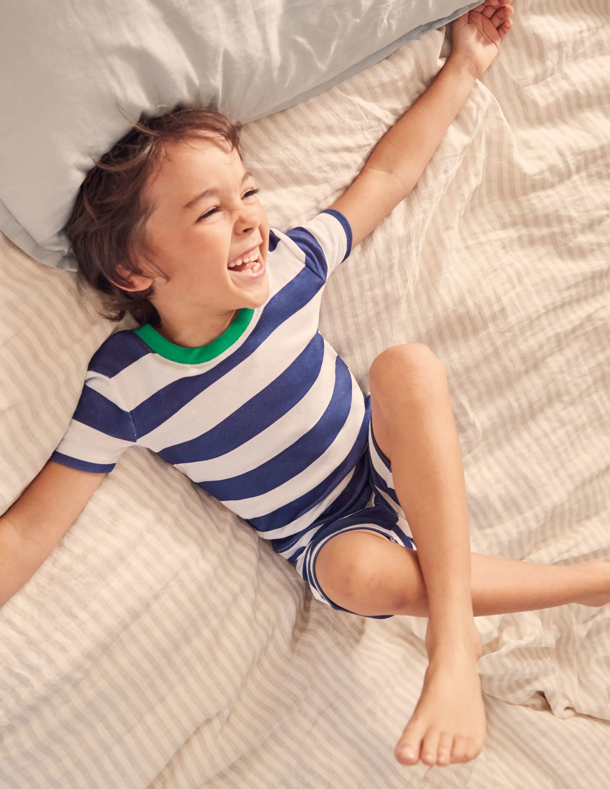 Cosy Twin Pack Short Pajamas-Ivory Rainbow Animals - Image 4