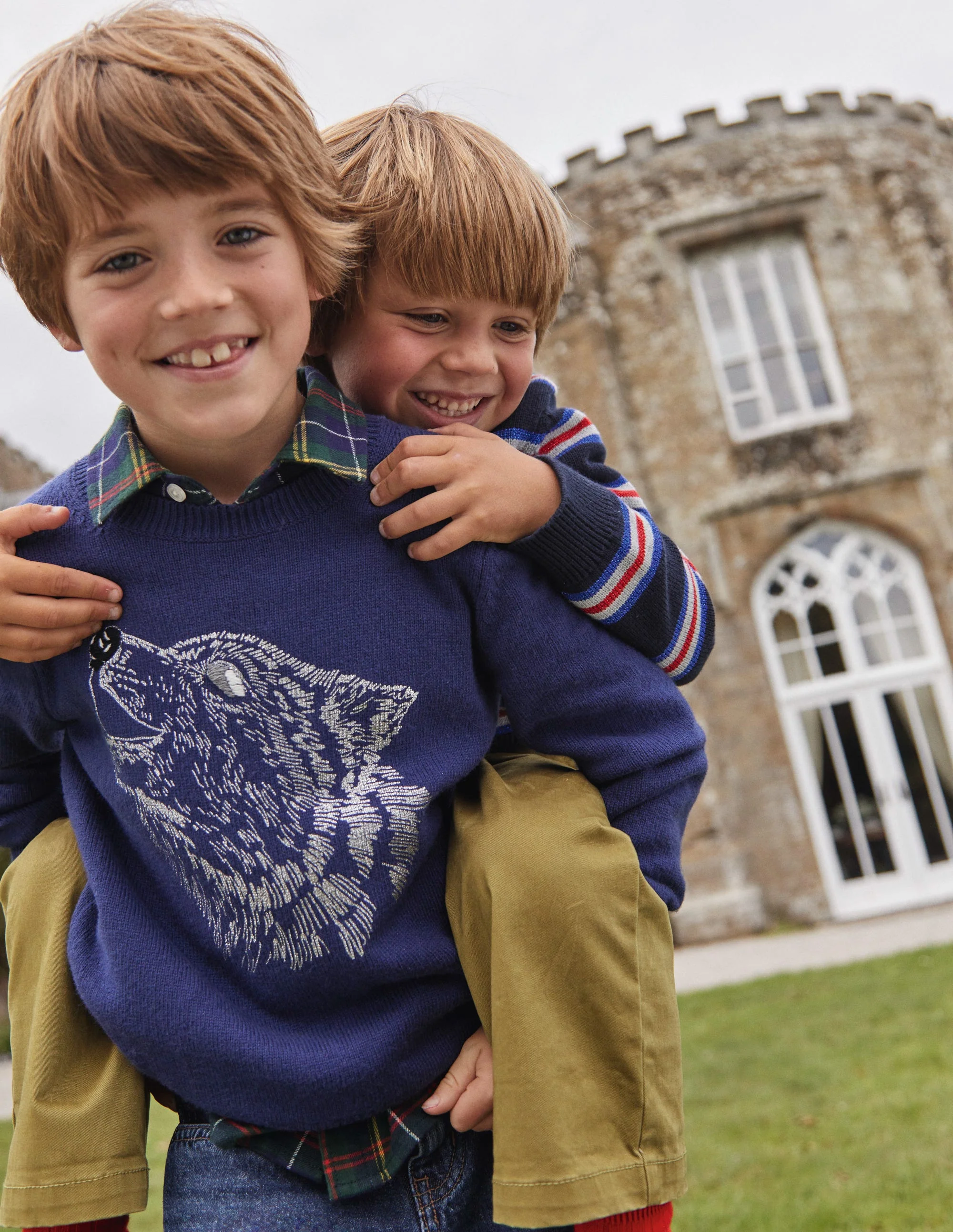 Fun Cosy Sweater-French Navy Wolf - Image 4