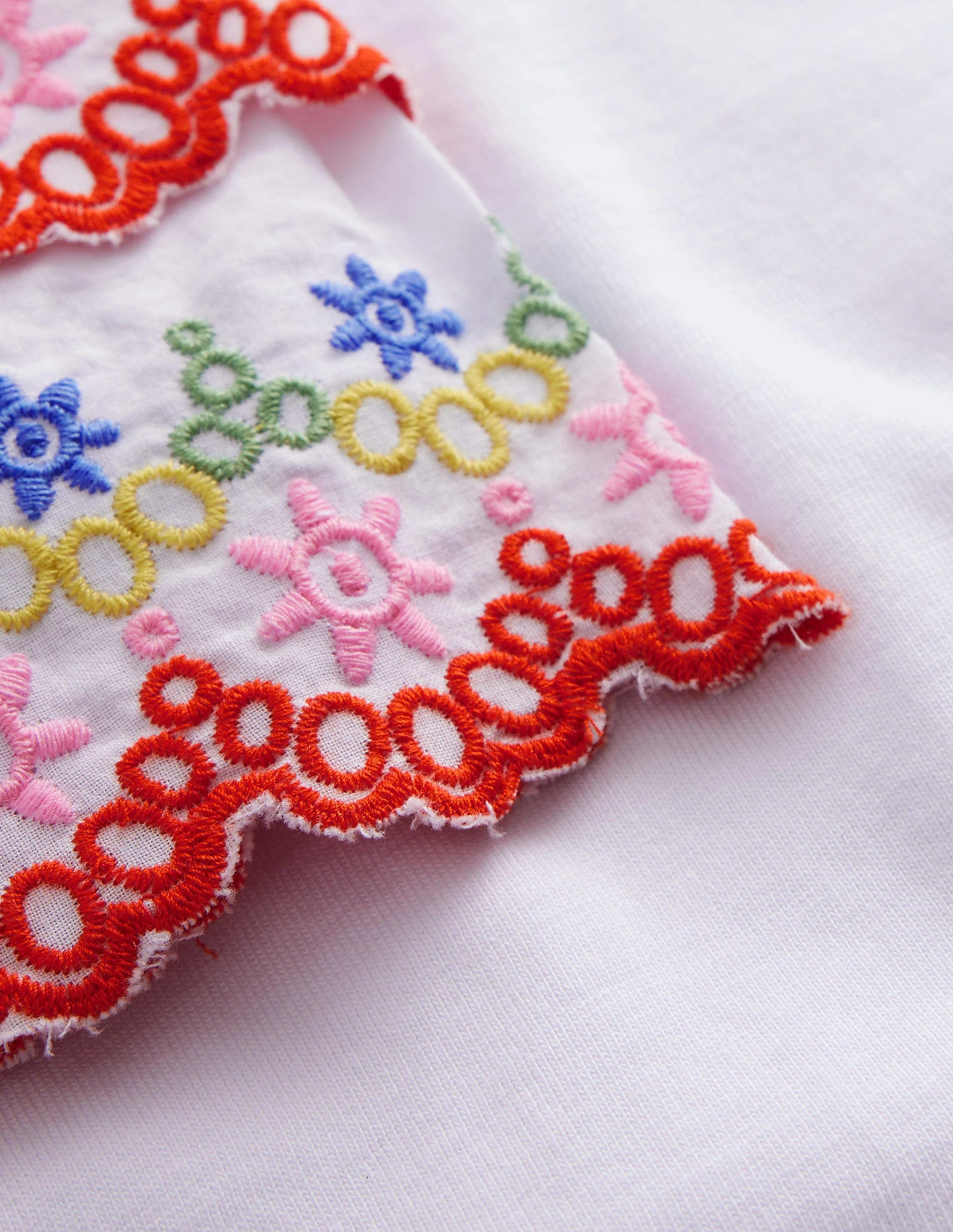 Broderie Mix T-shirt-Ivory/Multi - Image 3