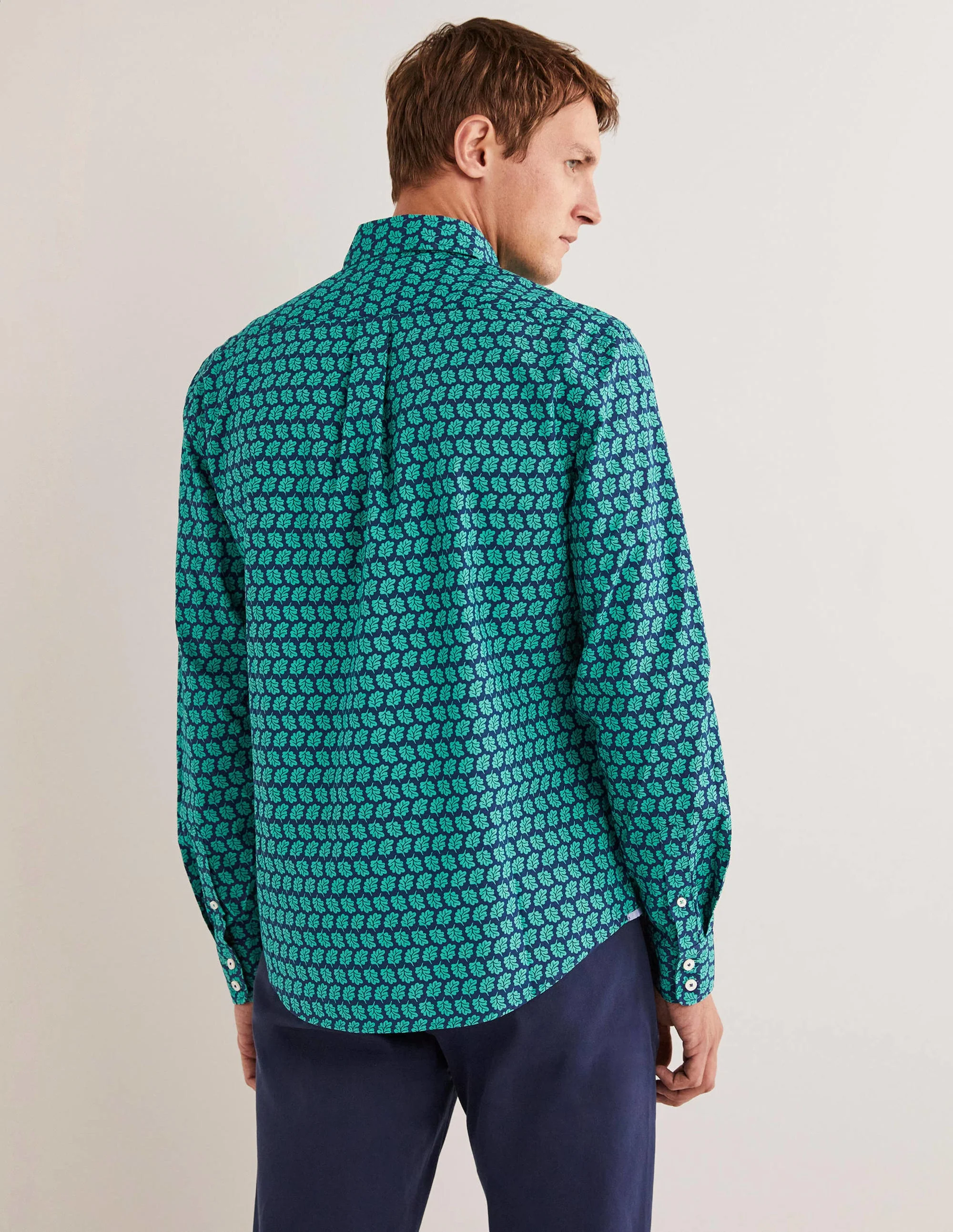 Cutaway Collar Poplin Shirt-Soft Lilypad Oak Leaf - Image 3