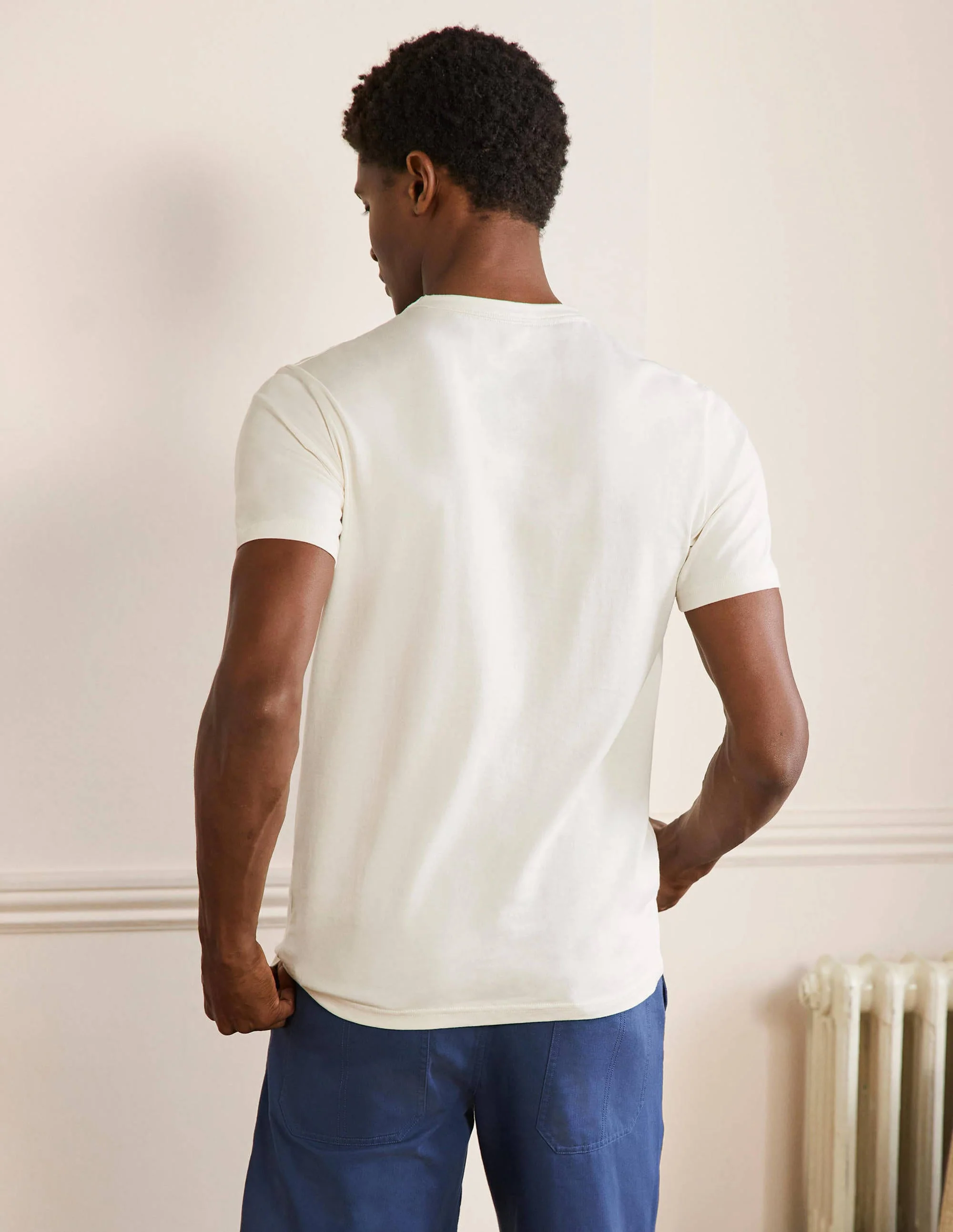 Kingston T-shirt-White Camping Trip - Image 3