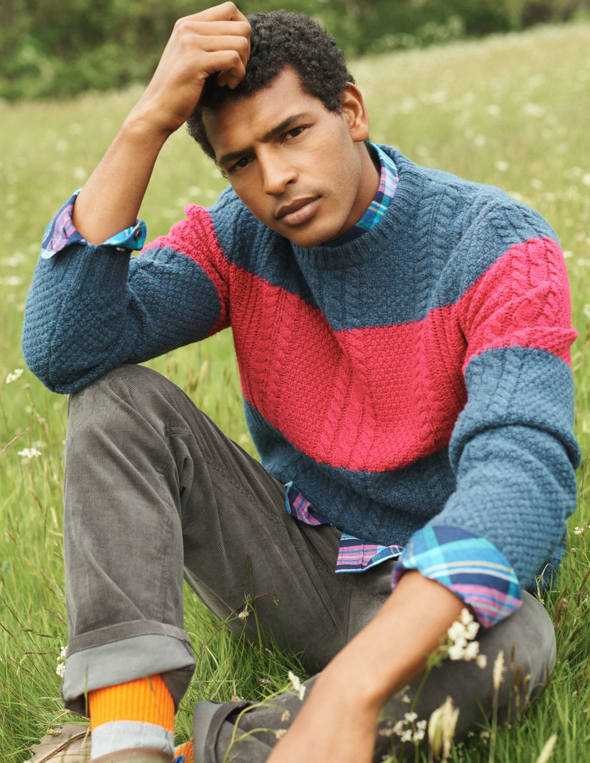 Paul Sweater-Navy/ Magenta Pink - Image 4
