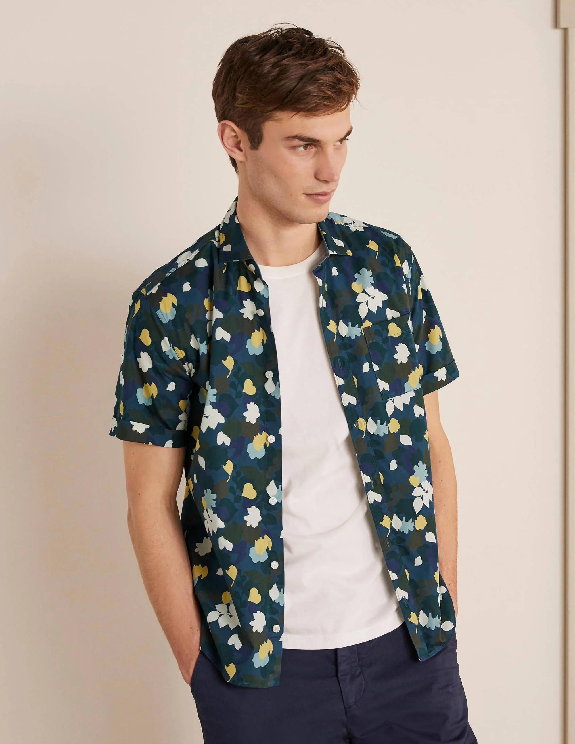 Printed Short Sleeve Shirt-Green Multi Pressed Bloom Camo - Image 2