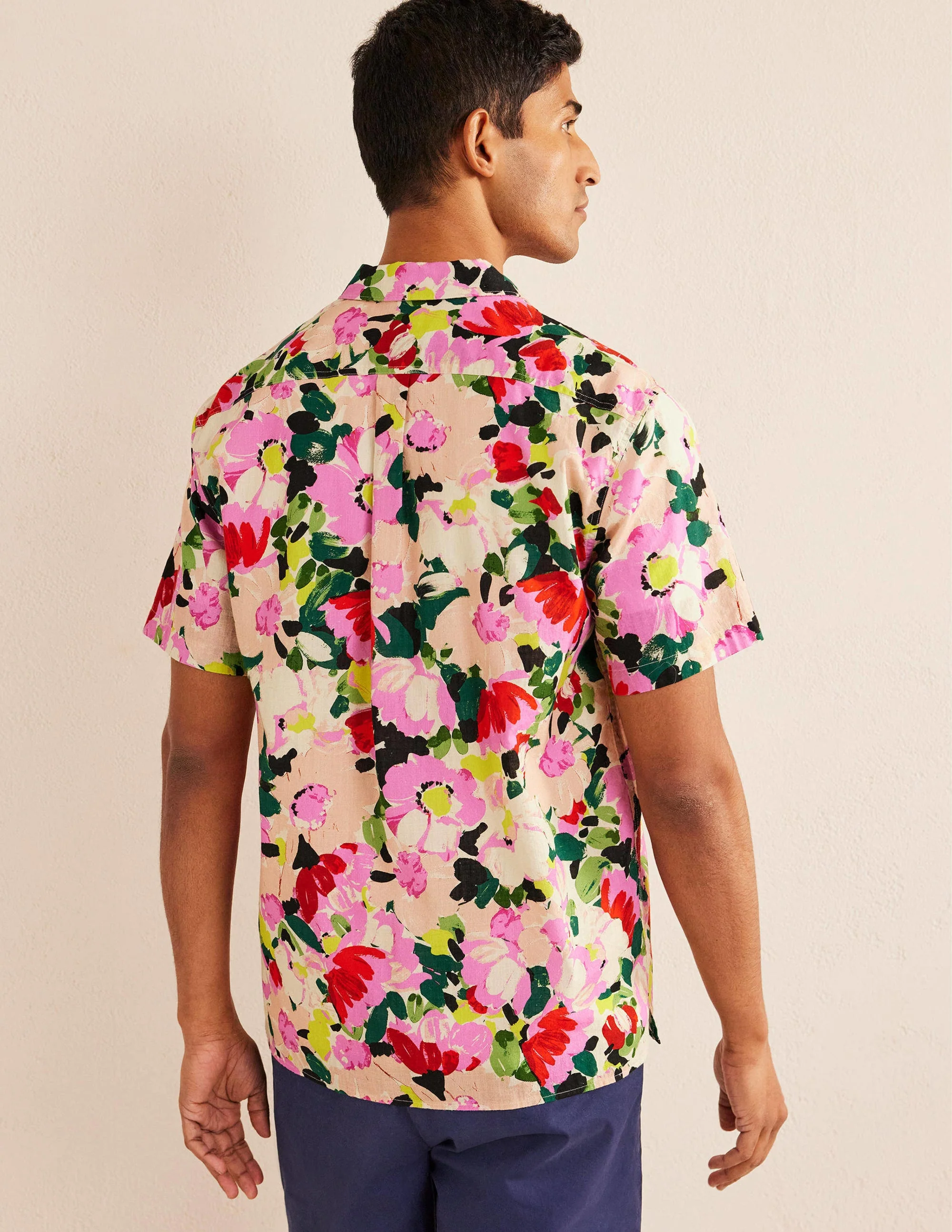 Textured Revere Collar Shirt-Large Painted Floral - Image 3