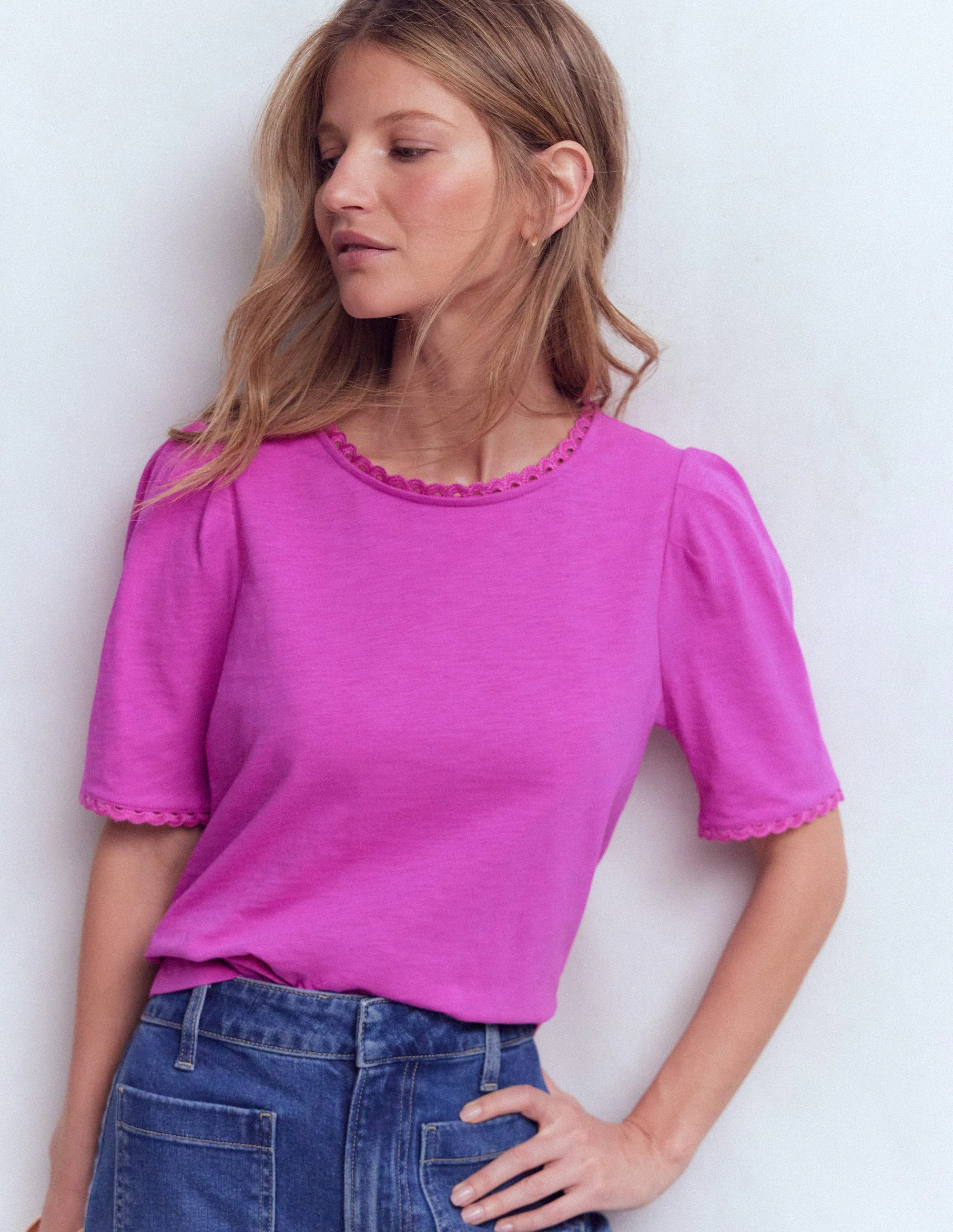 Ali Trim T-shirt-Passion Flower - Image 4