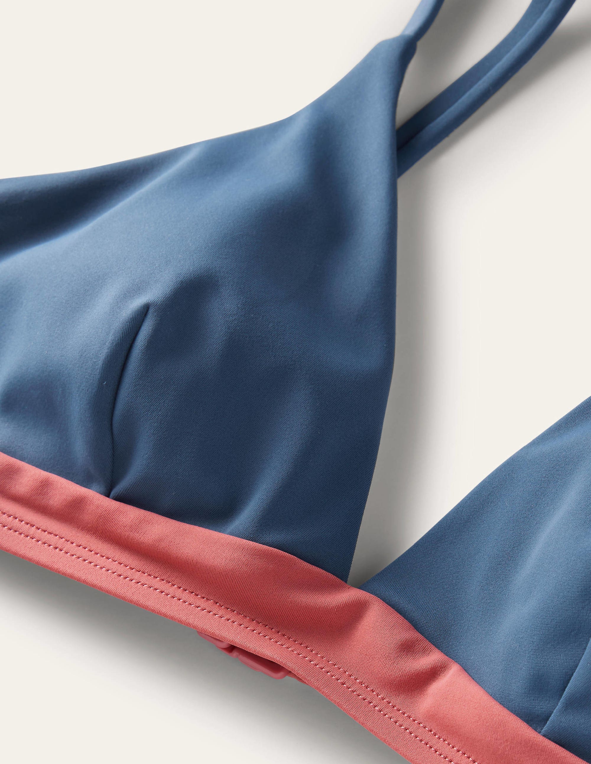 Arezzo V-neck Bikini Top-Globe Colourblock - Image 6