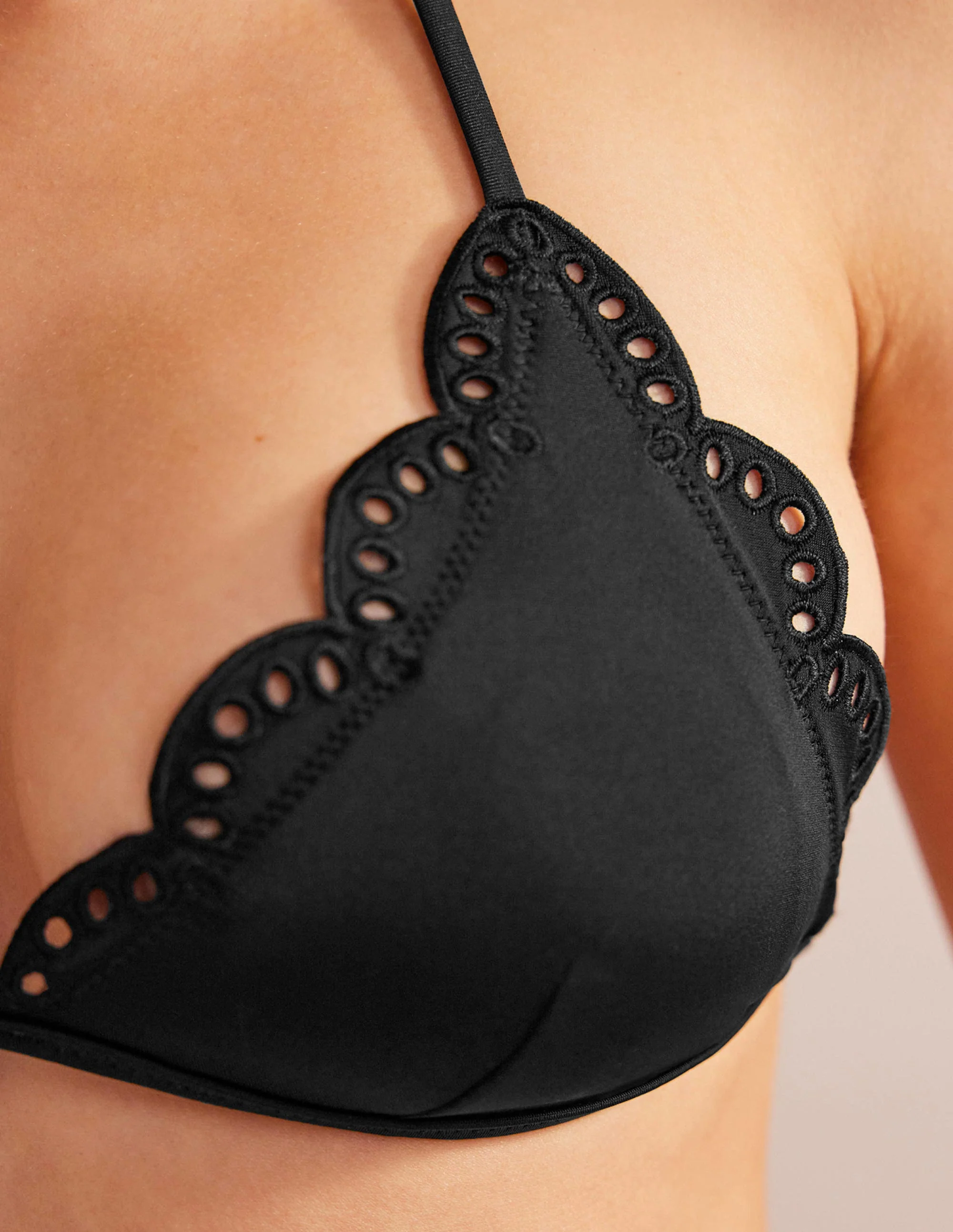 Broderie Triangle Bikini Top-Black - Image 2