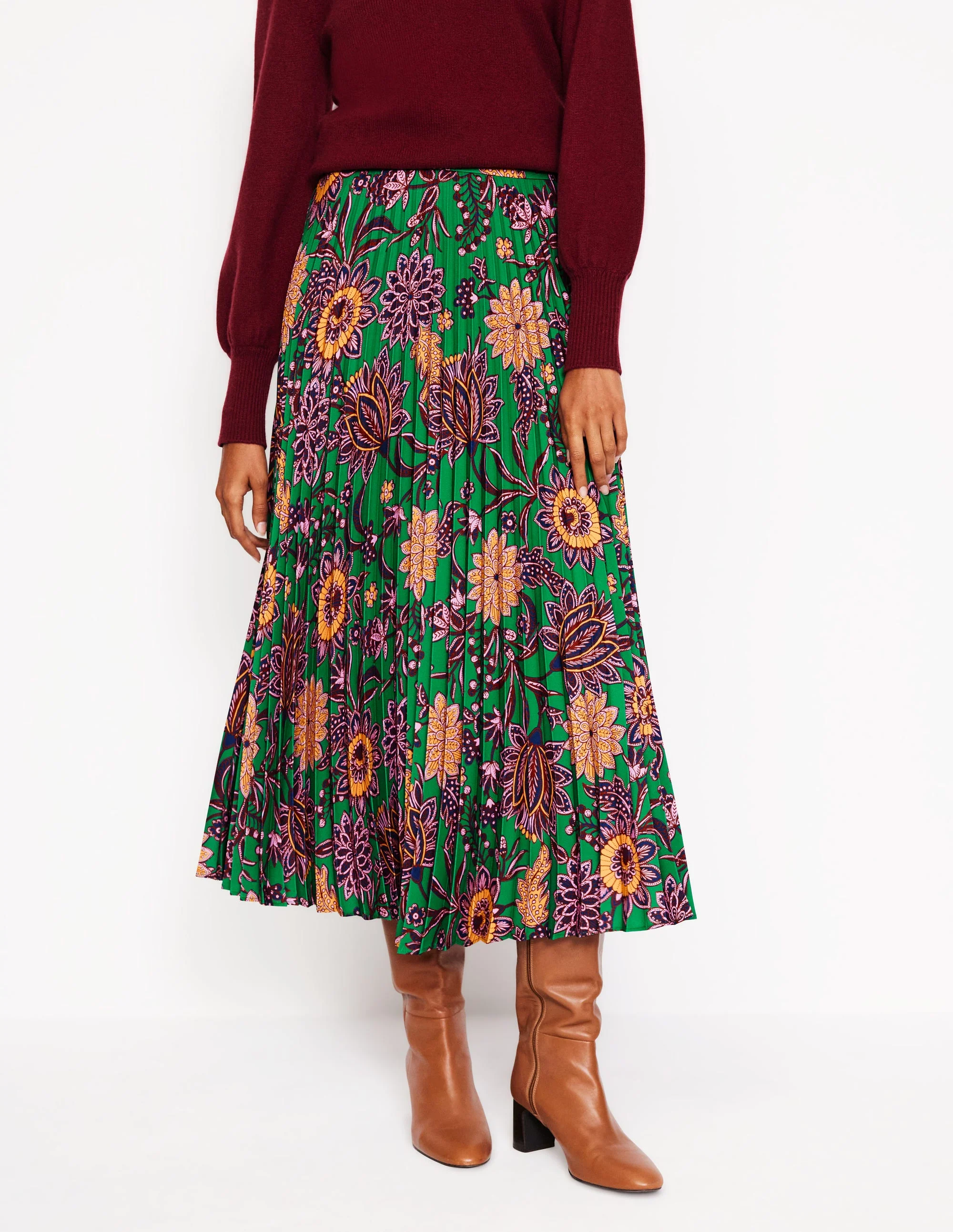 Camilla Pleated Midi Skirt-Rich Emerald, Ornate Bud - Image 4