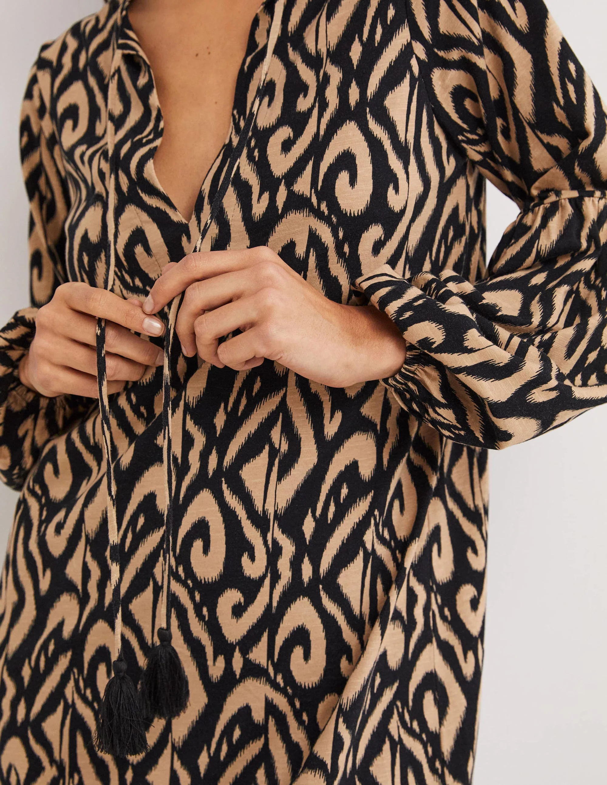 Cotton Jersey Kaftan-Black, Ikat - Image 3