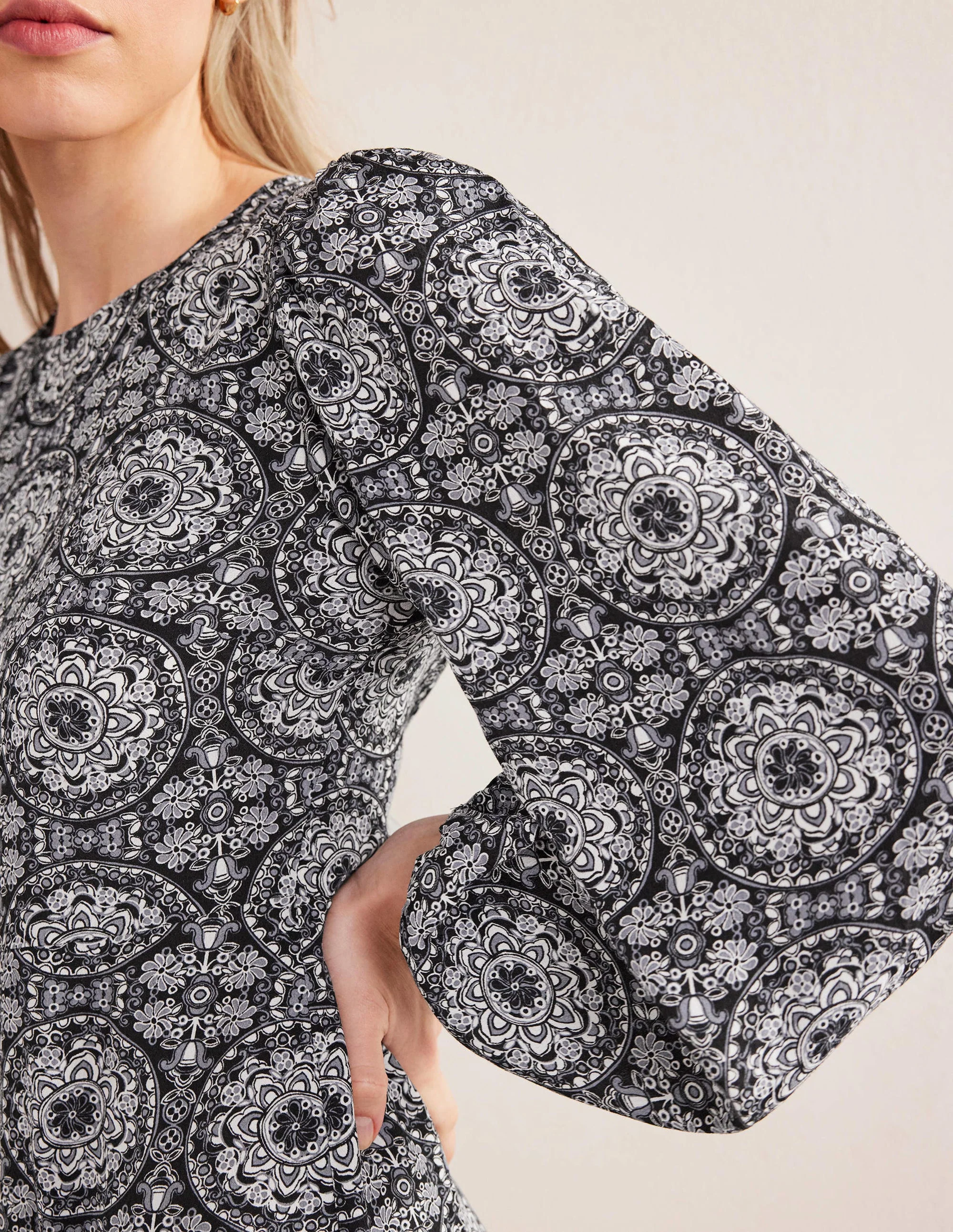 Crew Neck Print Mini Dress-Flint Stone, Sun Bloom - Image 2