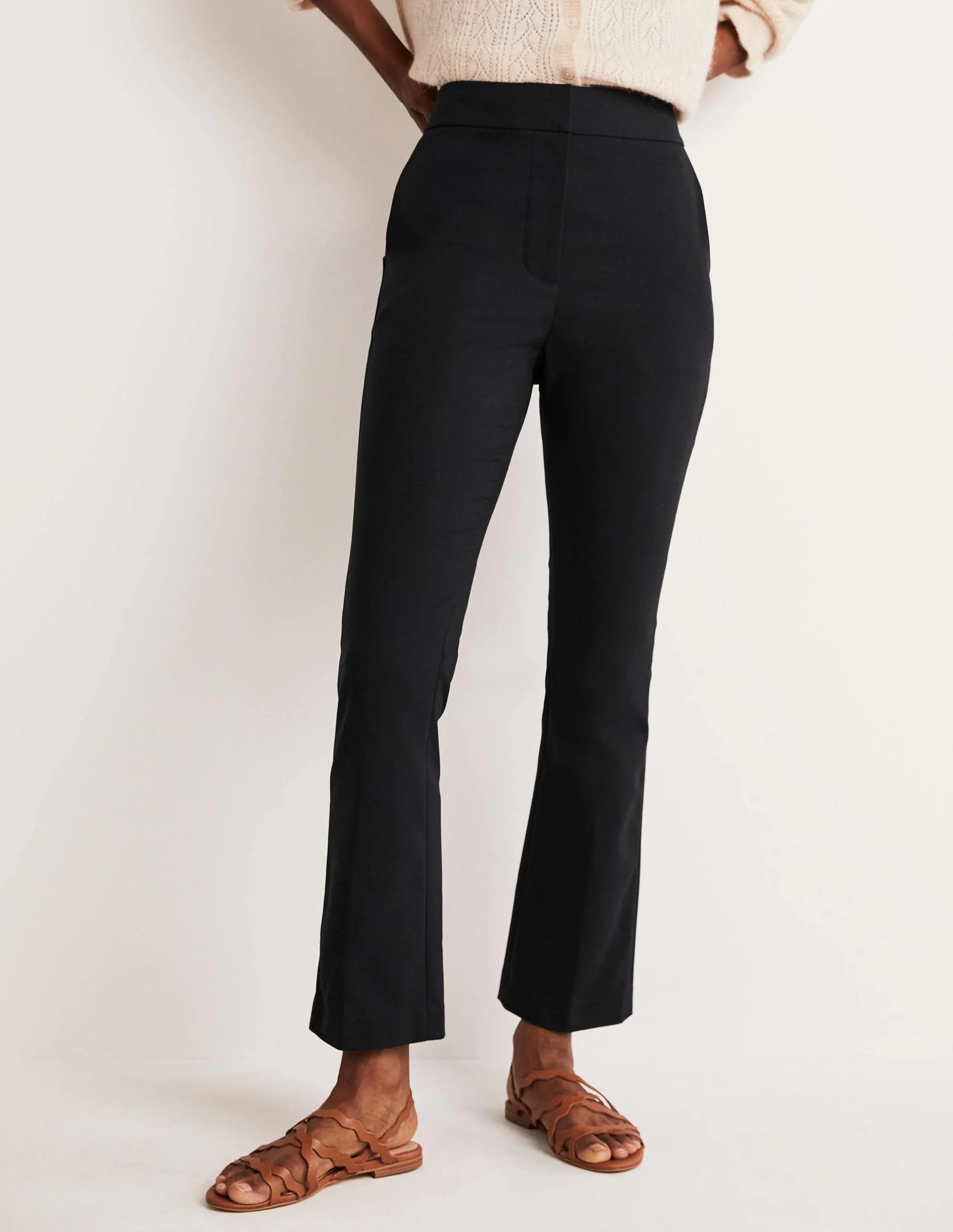 Cropped Flare Pants-Black - Image 4