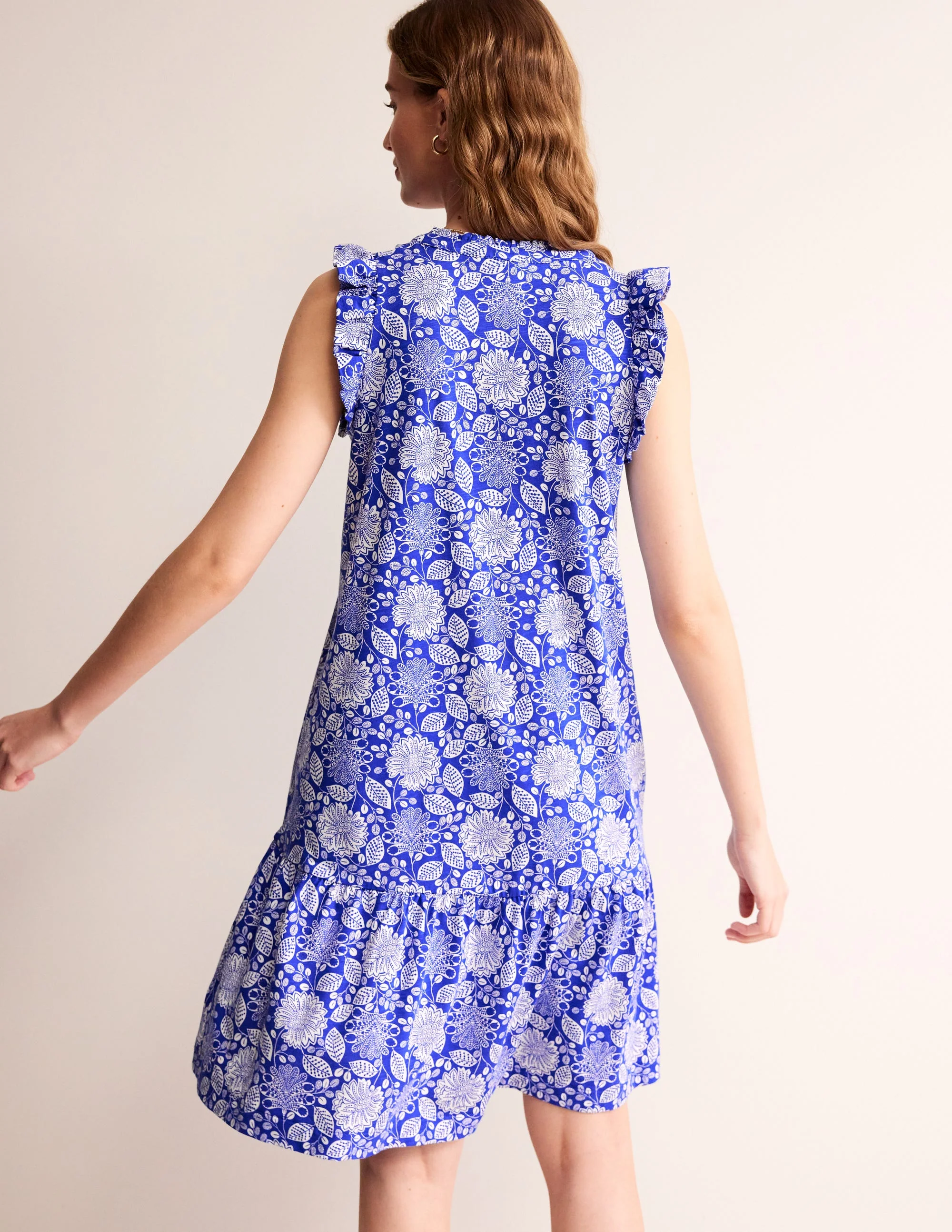 Daisy Jersey Short Tier Dress-Surf The Web, Gardenia Swirl - Image 3