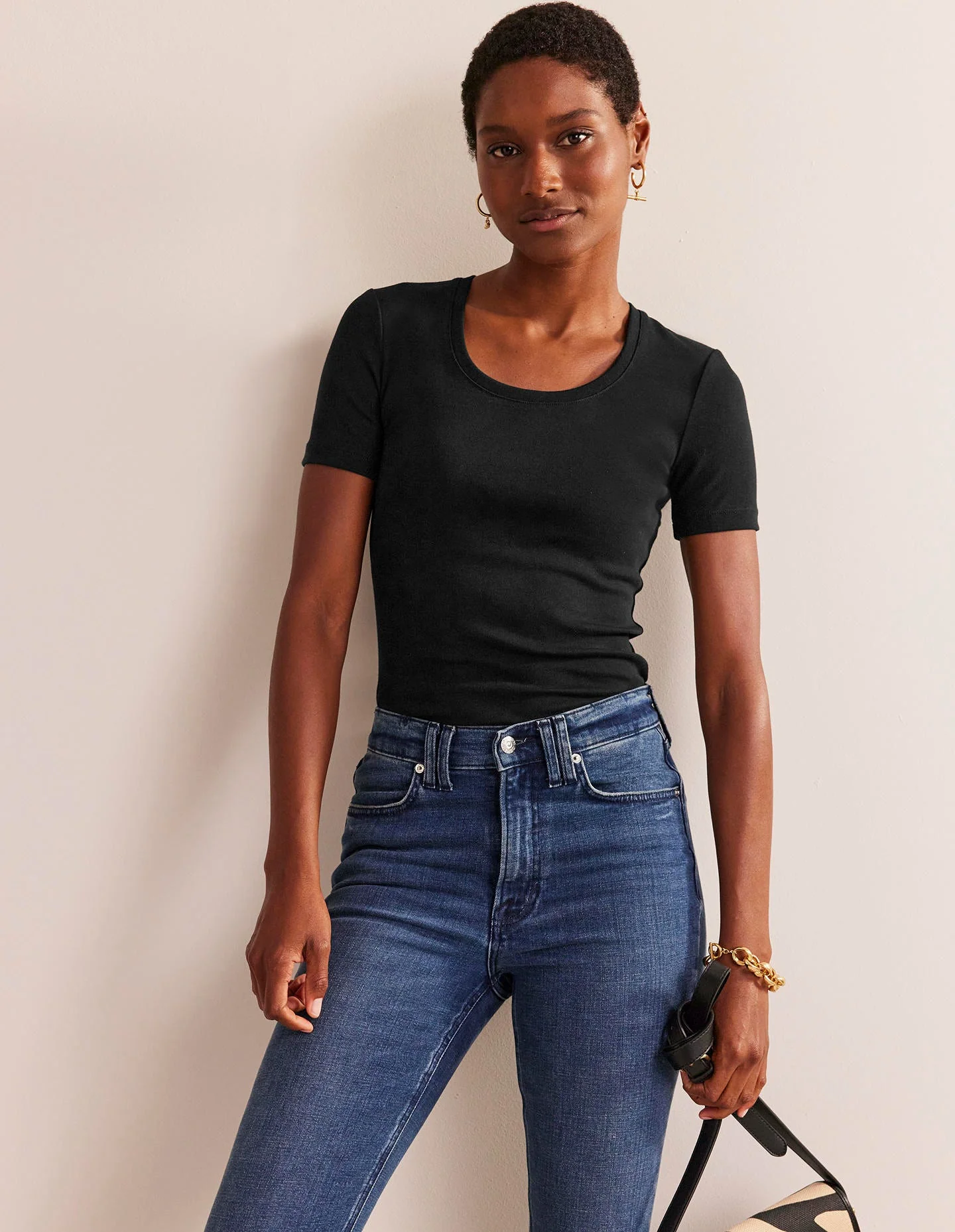 Essential Jersey T-Shirt-Black - Image 4