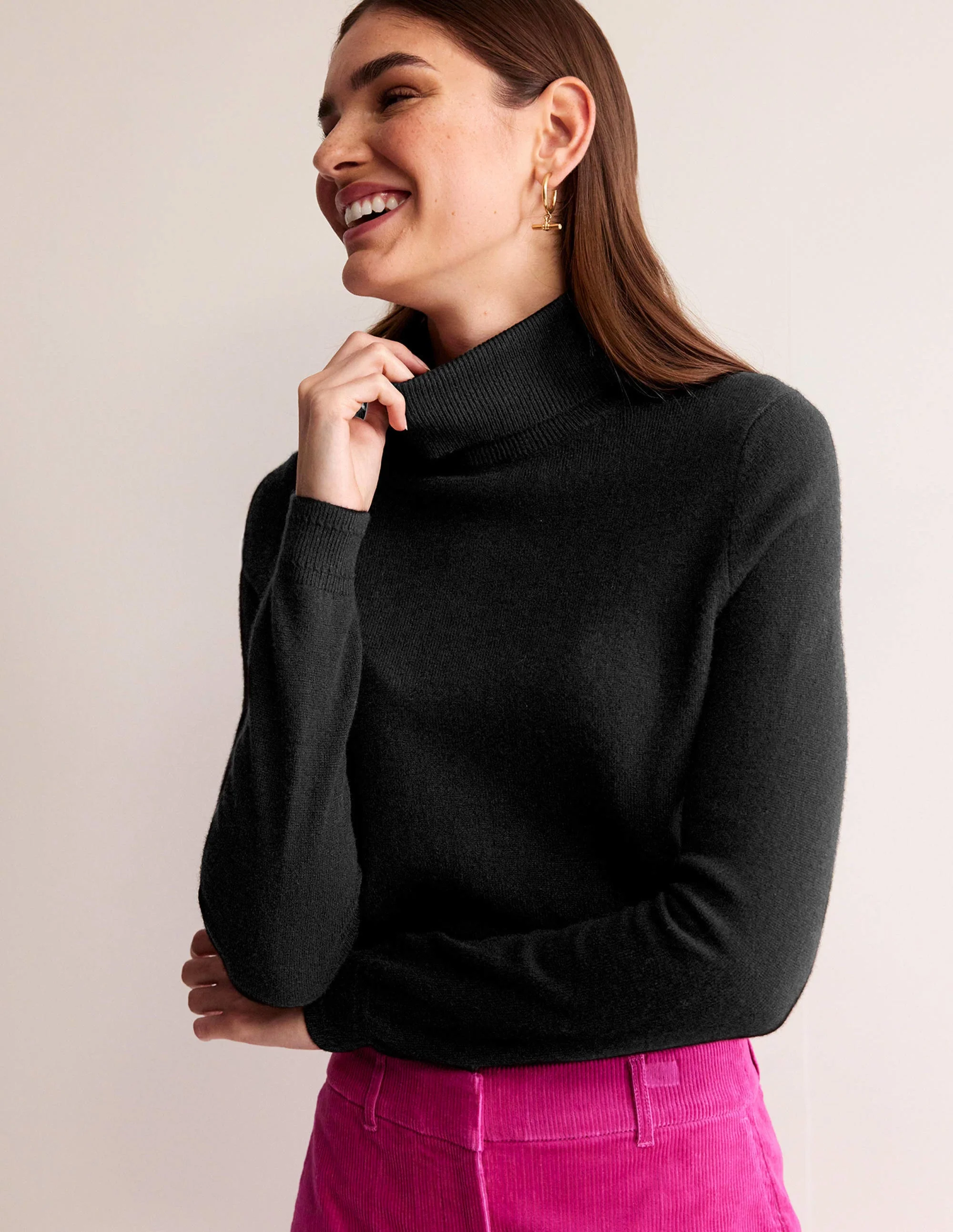 Eva Cashmere Sweater-Black - Image 4