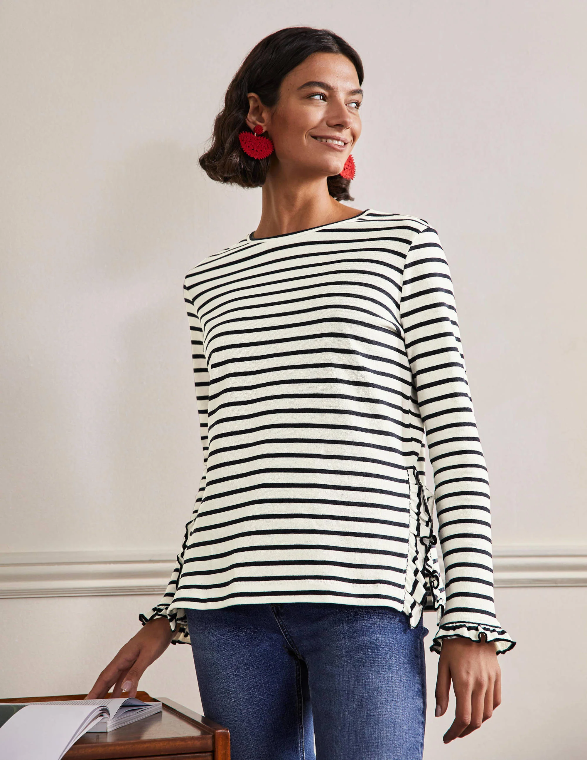 Frilled Side Split Jersey Top-Ivory / Navy Stripe