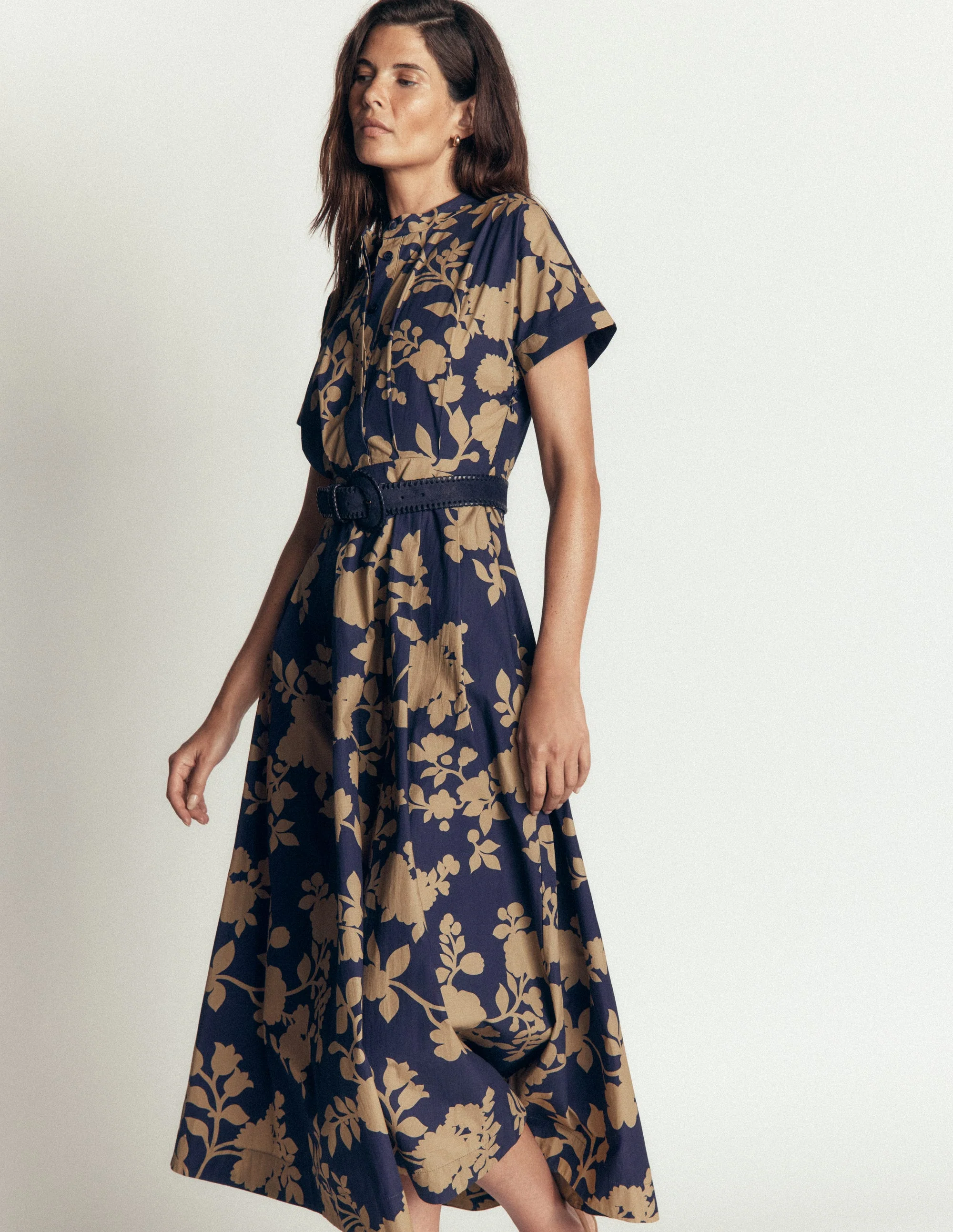 Grown On Sleeve Midi Dress-French Navy, Bouquet Breeze - Image 4