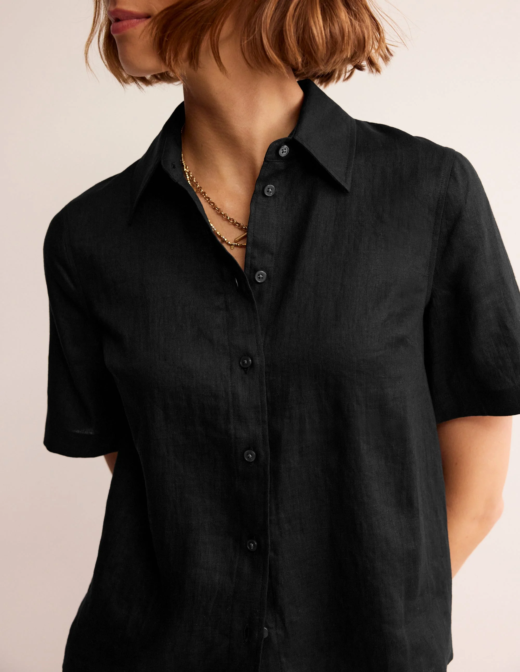 Hazel Short Sleeve Linen Shirt-Black - Image 2