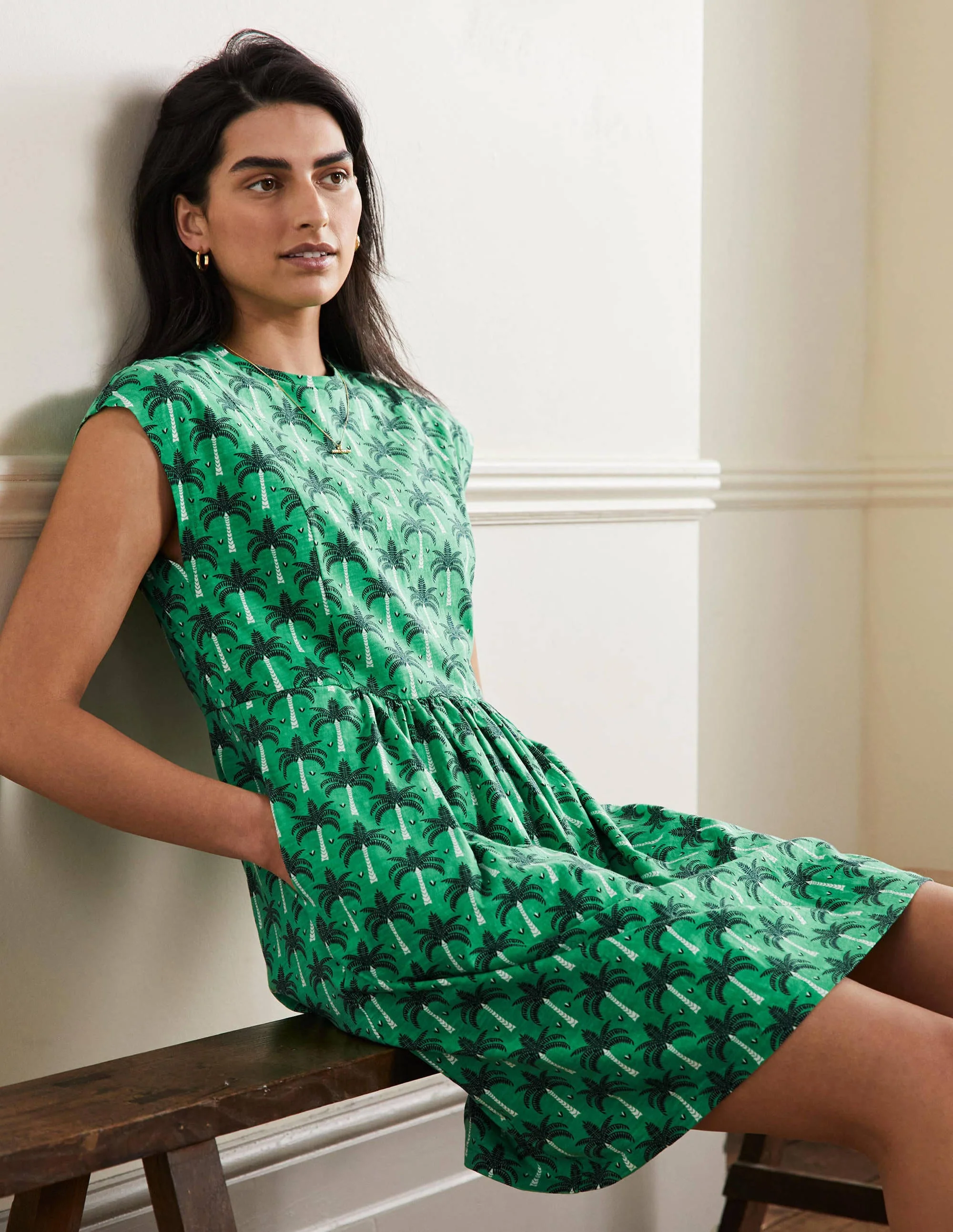 Jersey T-Shirt Dress-Green Lagoon, Paradise Palm - Image 4