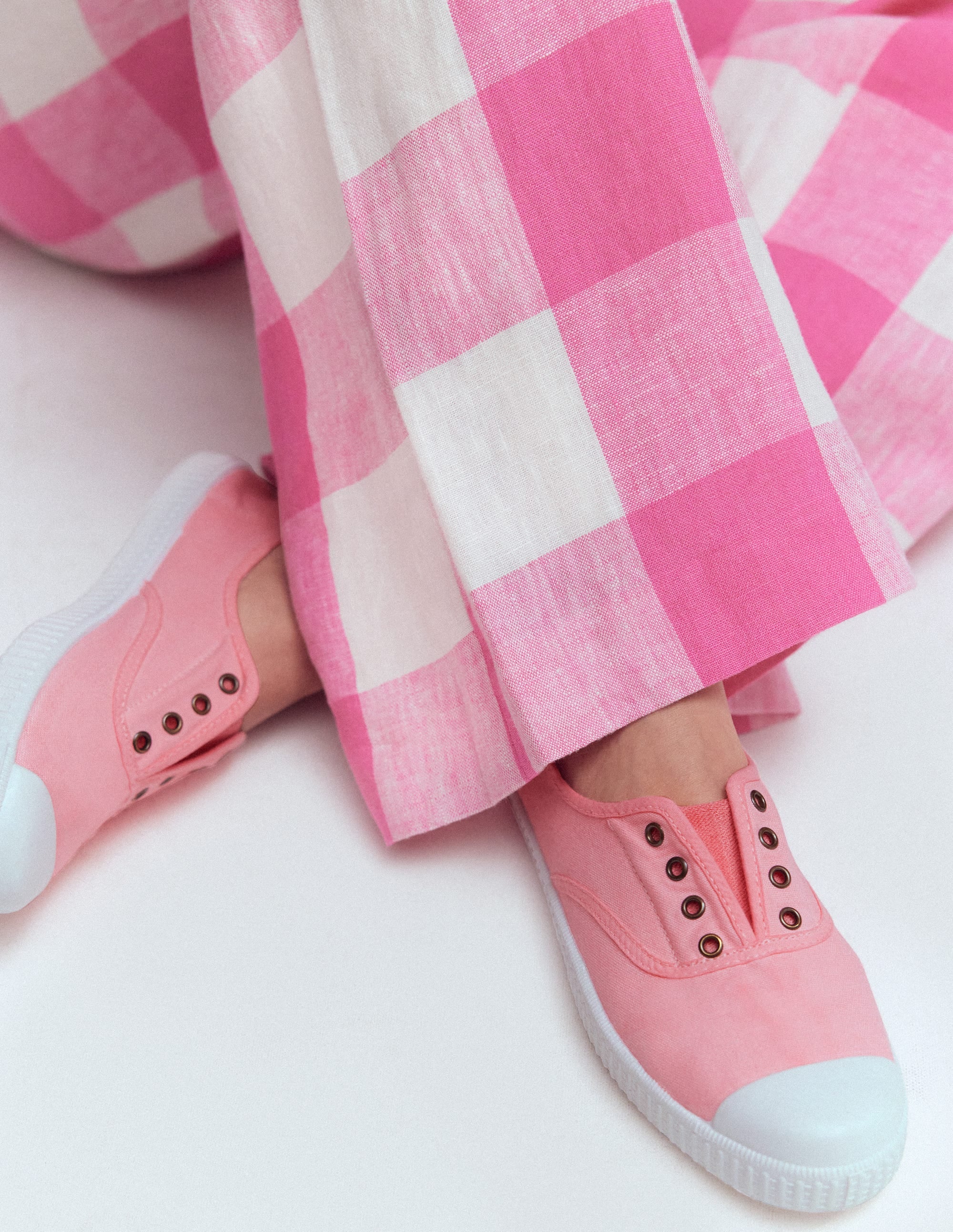 Laceless Canvas Plimsoll-Spring Blossom Pink - Image 2