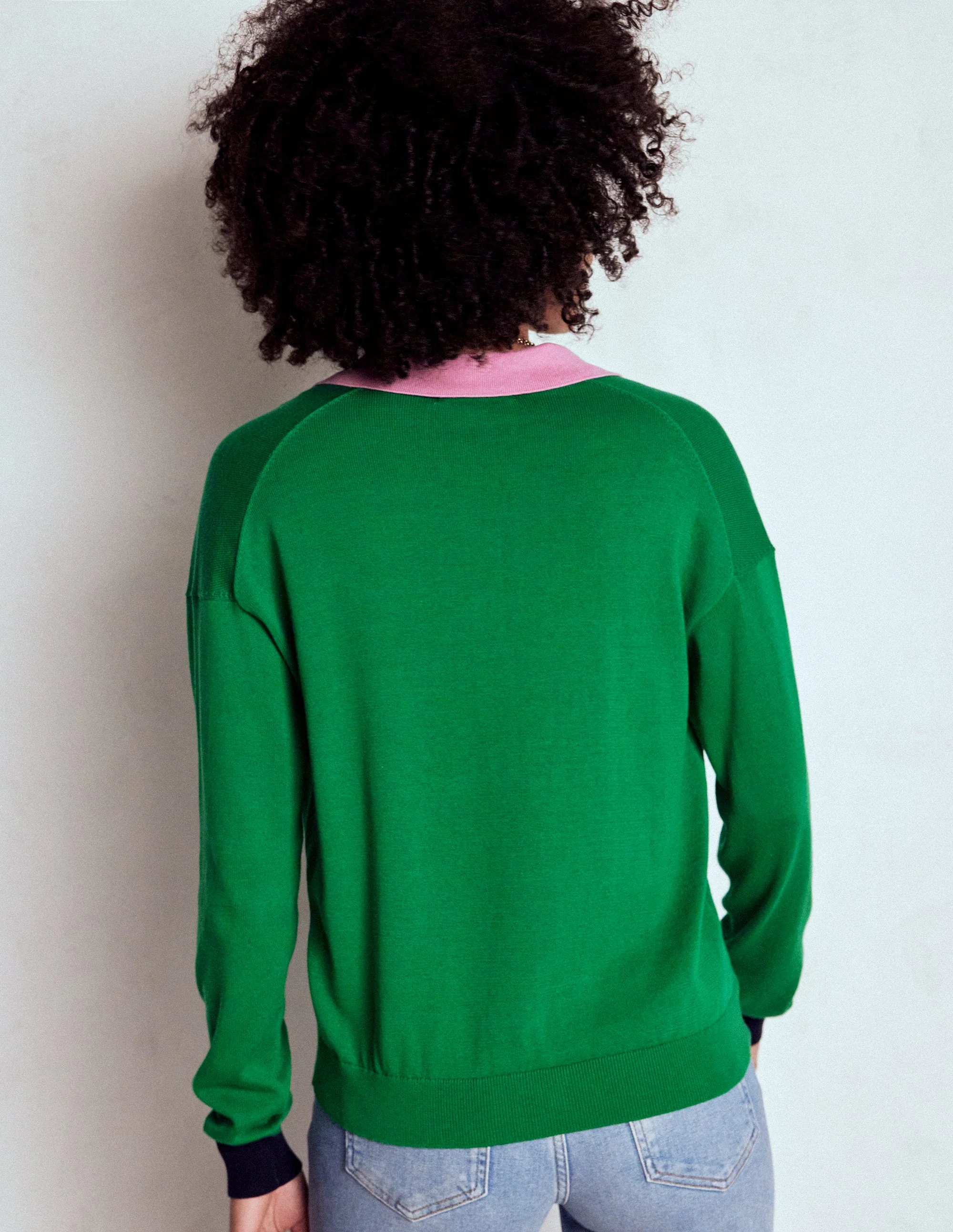 Lara Cotton Henley Jumper-Rich Emerald Colour Block - Image 3