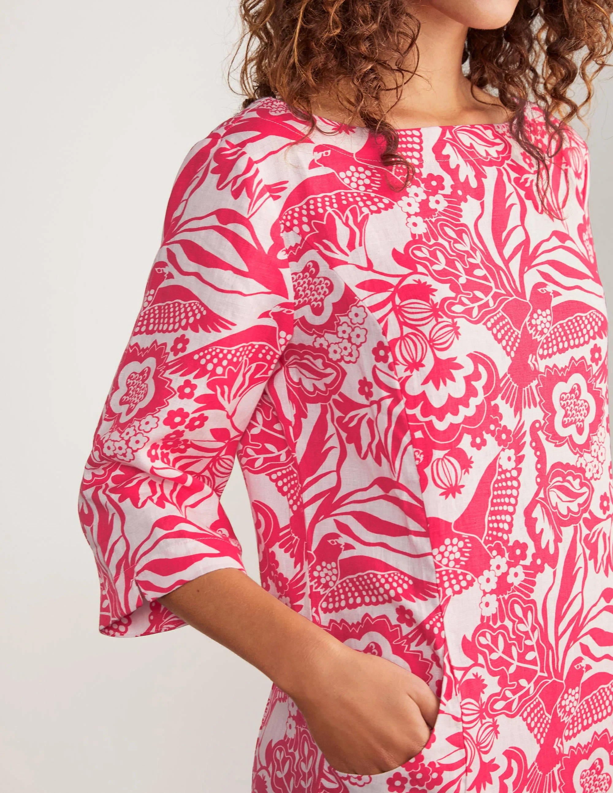Laurie Linen Dress-Lollipop, Exotic Escape - Image 3