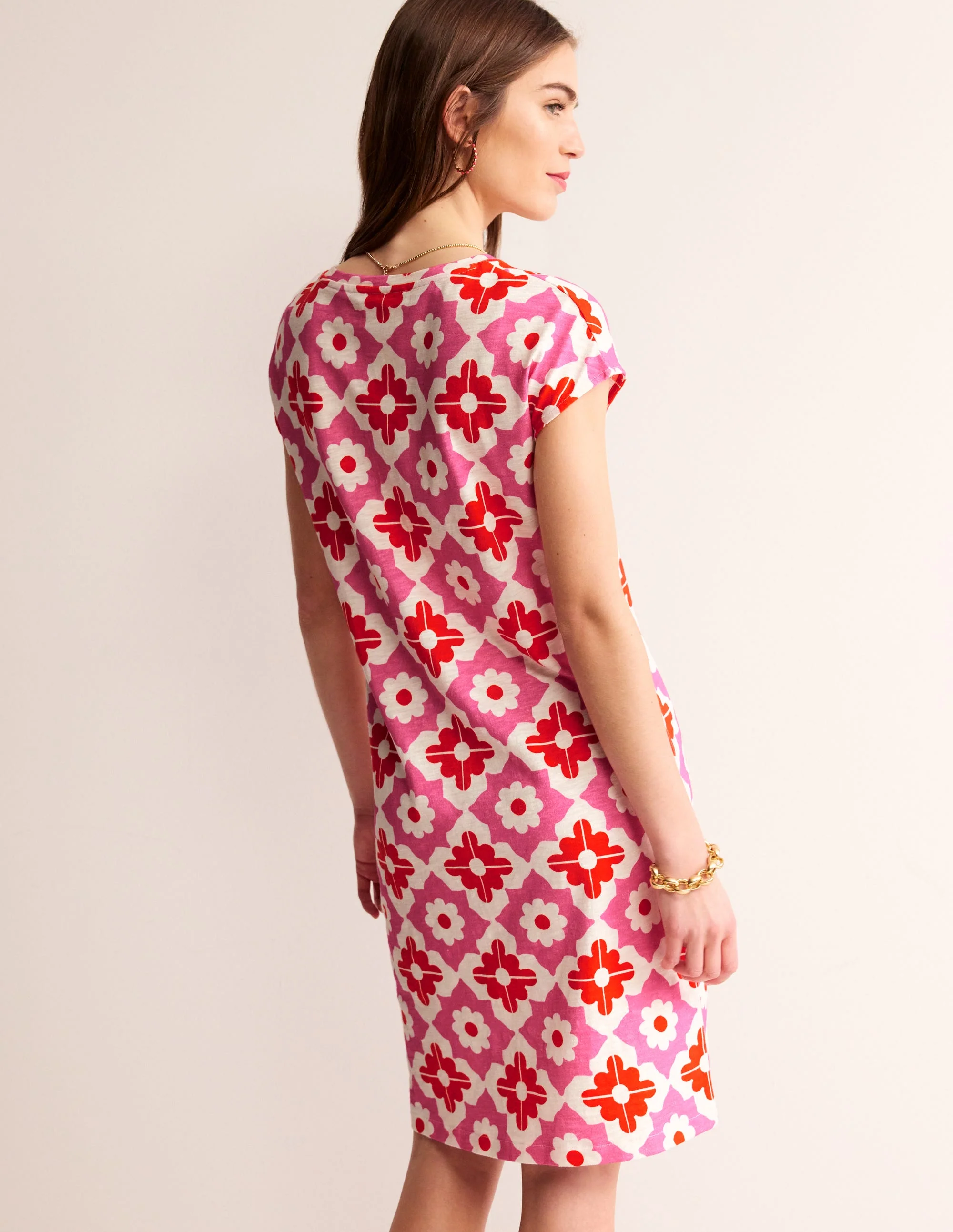 Leah Jersey T-shirt Dress-Pink Power, Geometric Stamp - Image 3