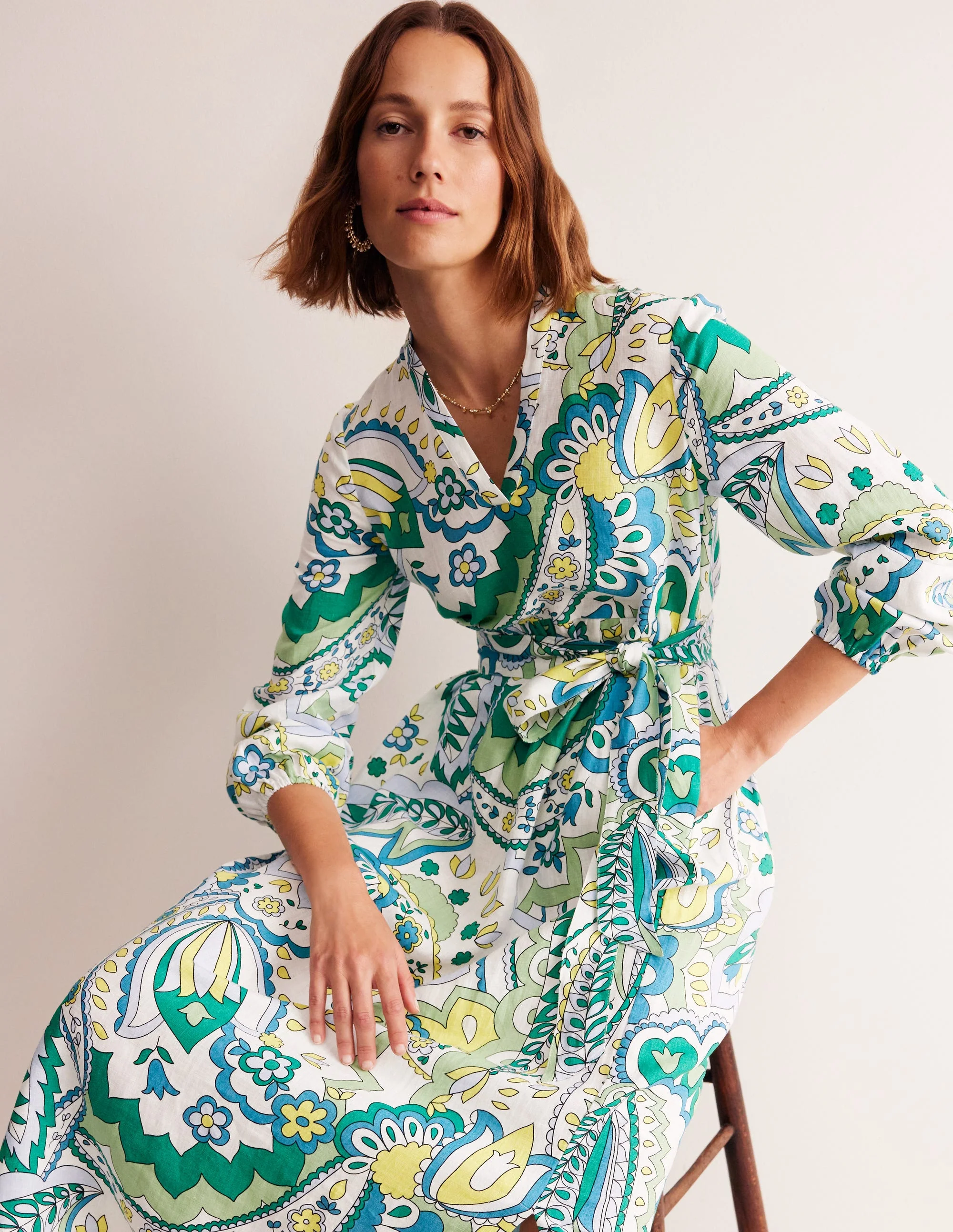 Linen Maxi Notch Neck Dress-Emerald, Foliage Paisley - Image 4