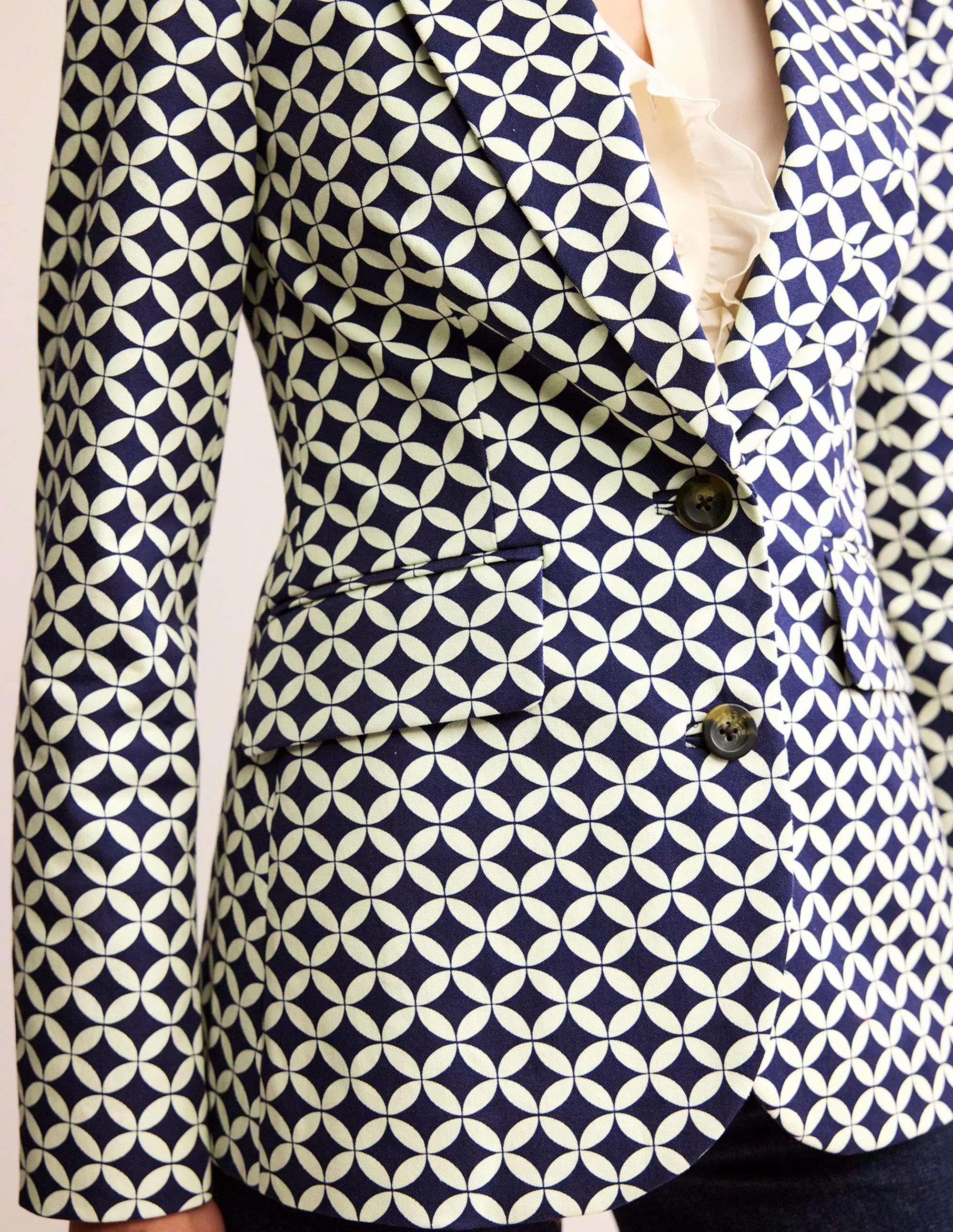 Marylebone Bi-Stretch Blazer-Navy, Diamond Terrace - Image 2