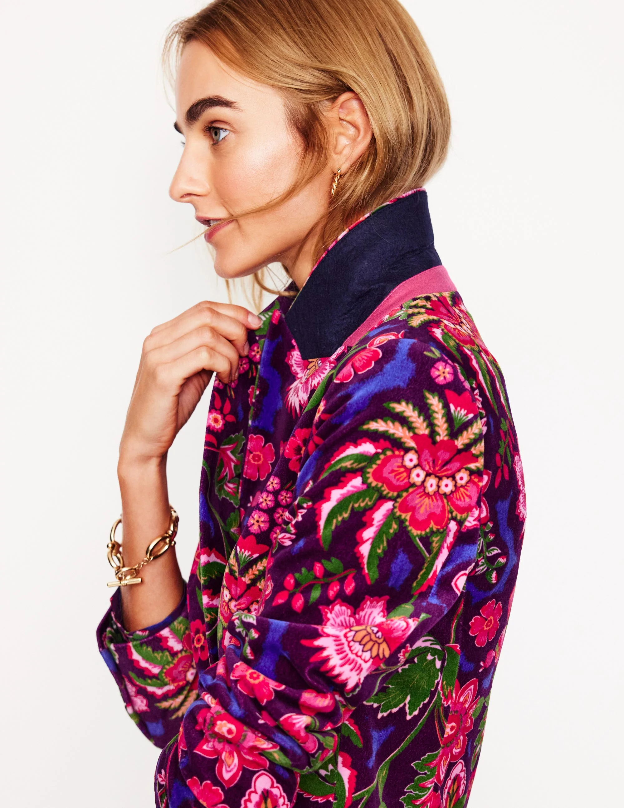 Marylebone Velvet Blazer-Blossom Flourish - Image 5