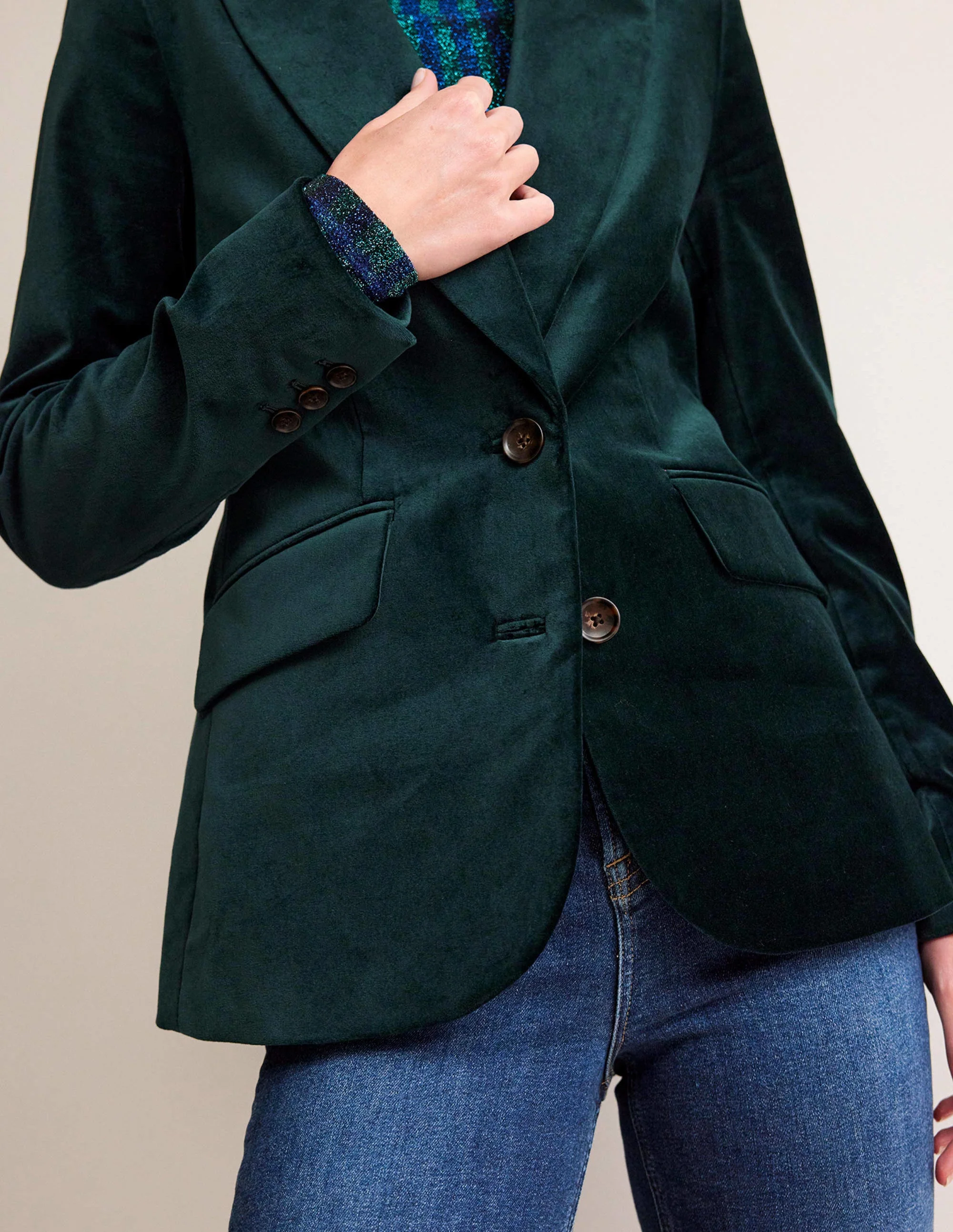 Marylebone Velvet Blazer-Trekking Green - Image 2