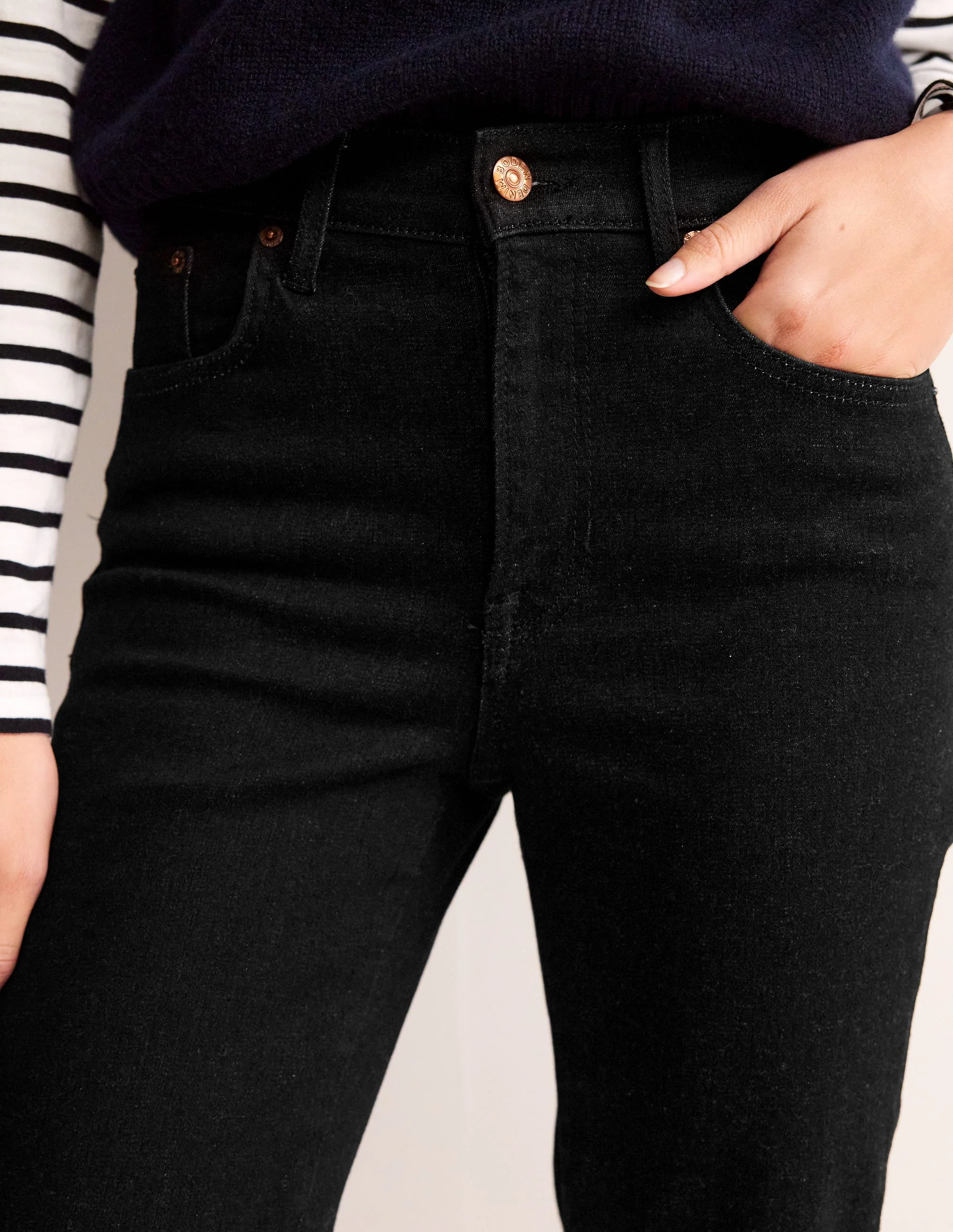 Mid Rise Slim Leg Jeans-Washed Black - Image 5