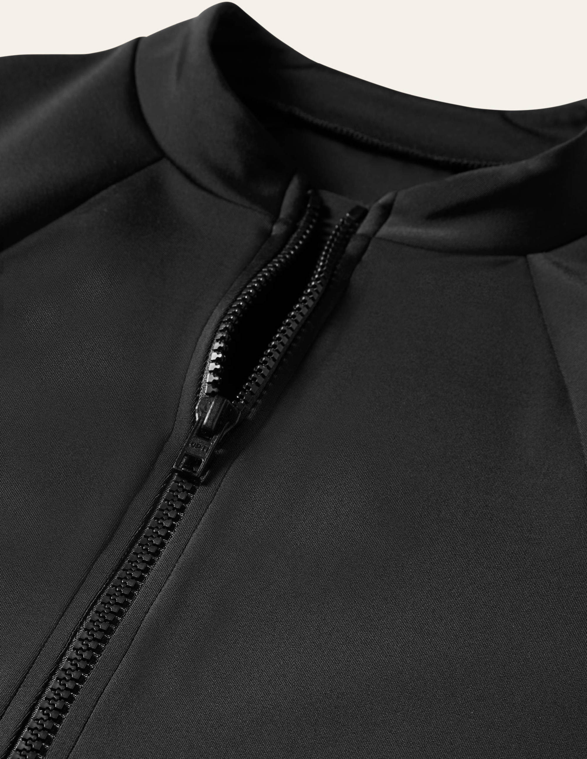 Mid Sleeve Rash Guard-Black - Image 5