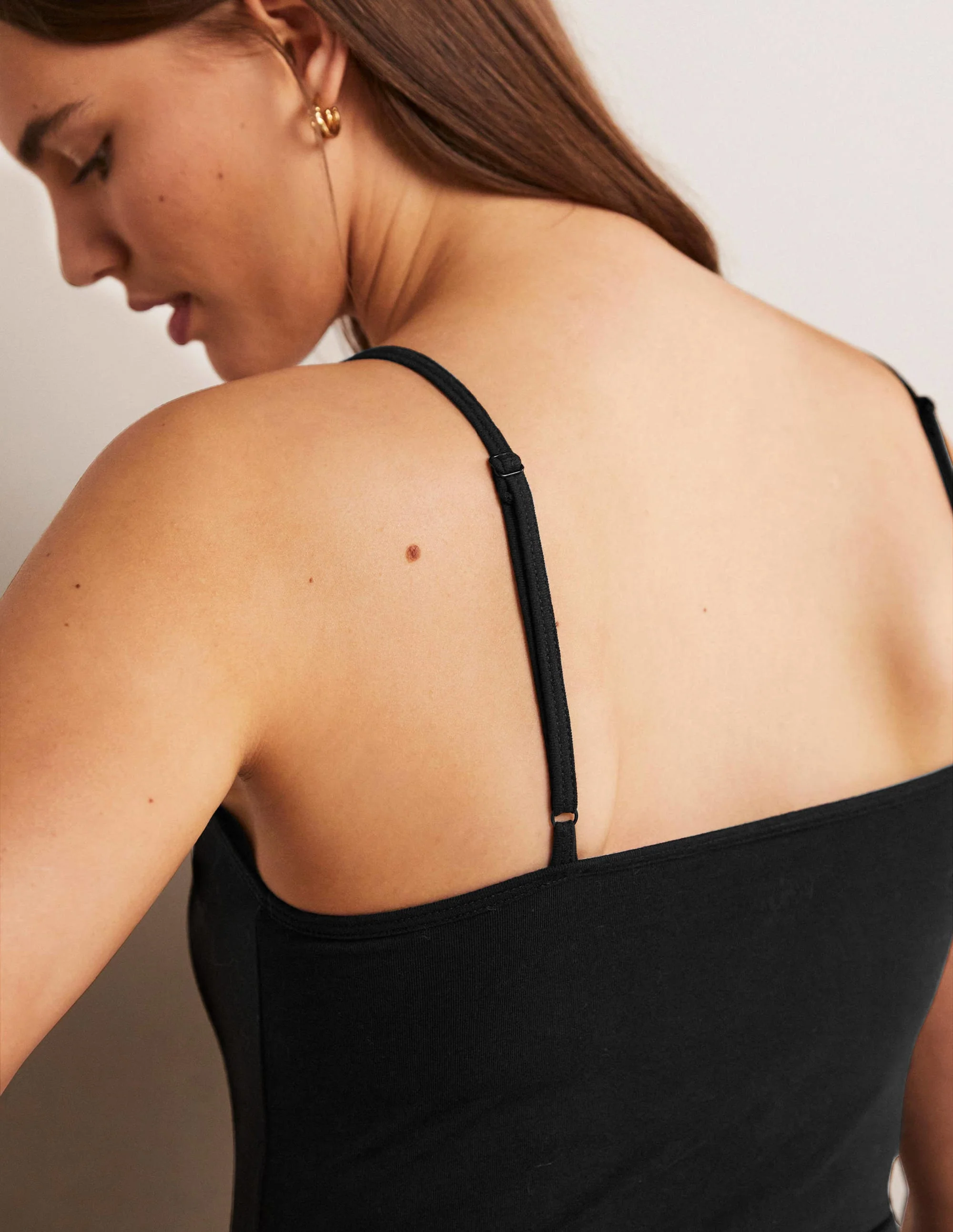 Plain Cami Top-Black - Image 6