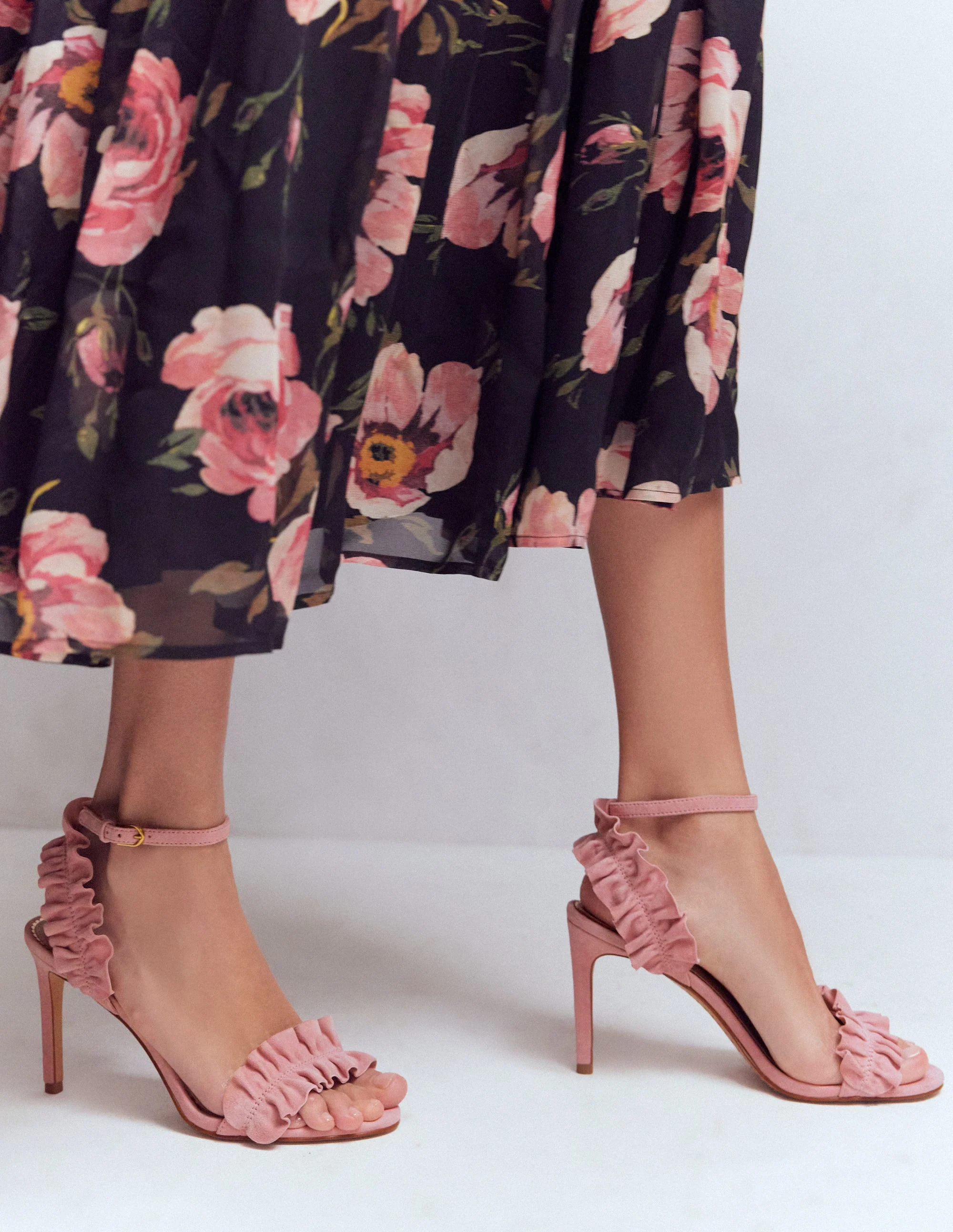 Pleat Detail Heeled Sandal-Almond Pink - Image 3