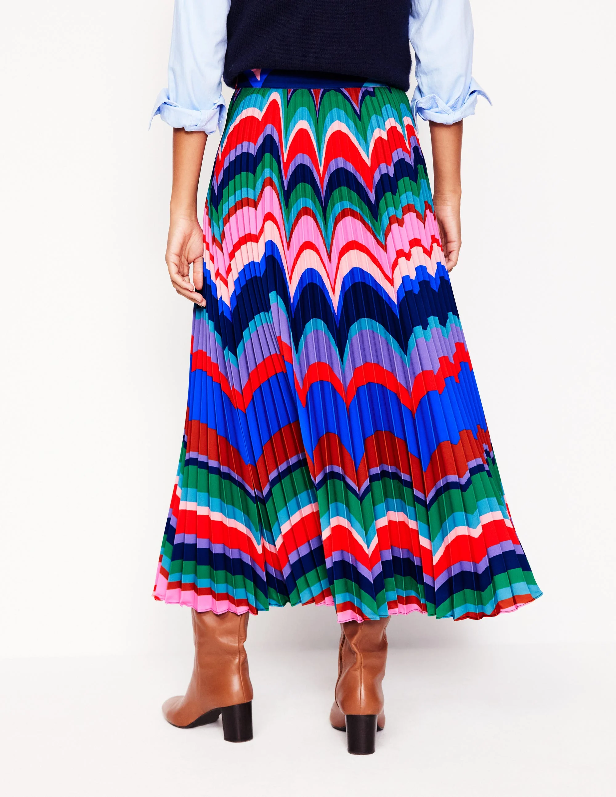 Pleated Maxi Skirt-Abstract Wave - Image 3