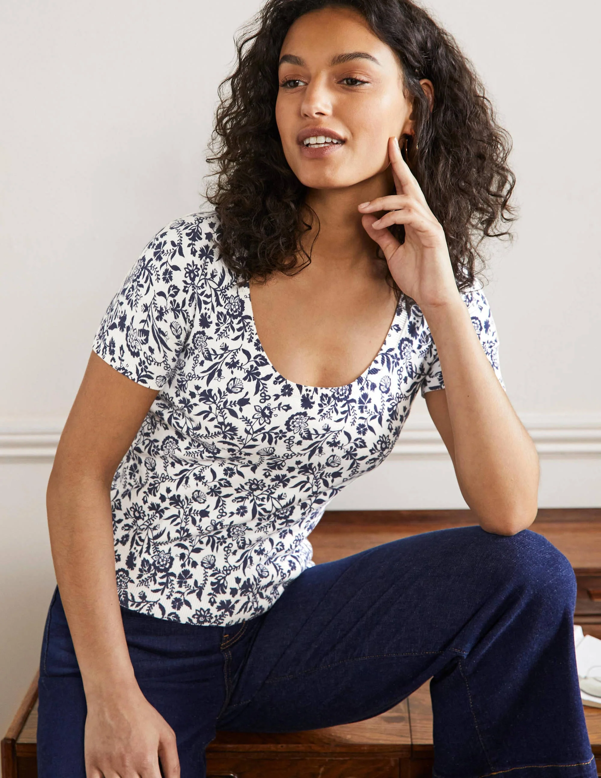 Printed Scoop Knitted T-Shirt-French Navy, Flora Charm - Image 4
