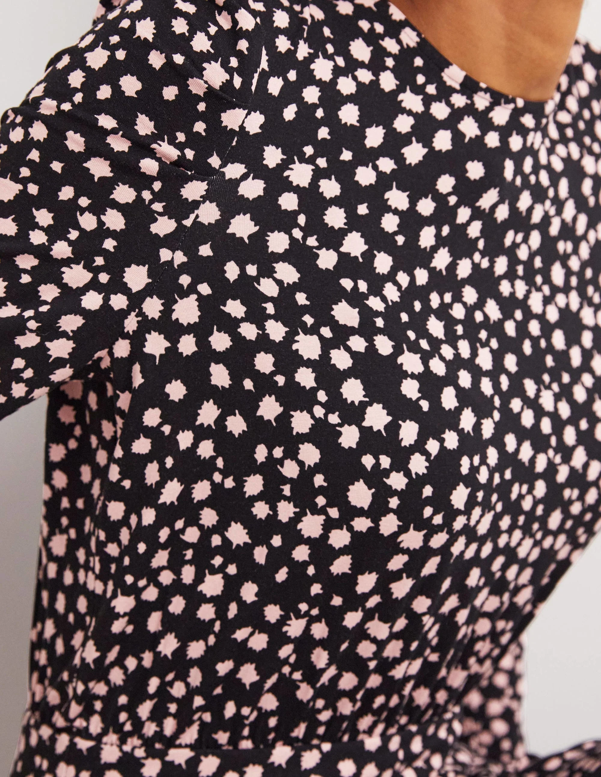 Puff Sleeve Jersey Midi Dress-Black, Falling Bud - Image 2