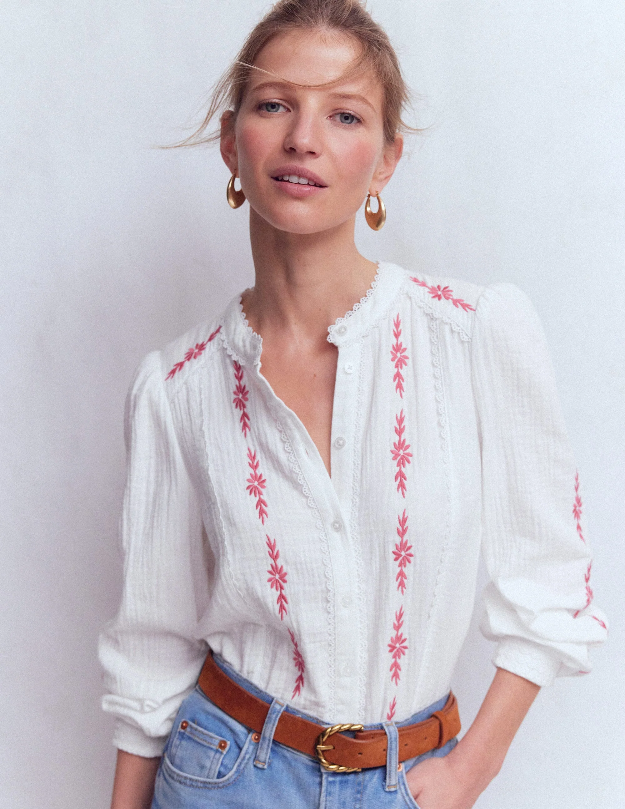 Rhea Trim Doublecloth Top-White Cherry Blush Floral - Image 5