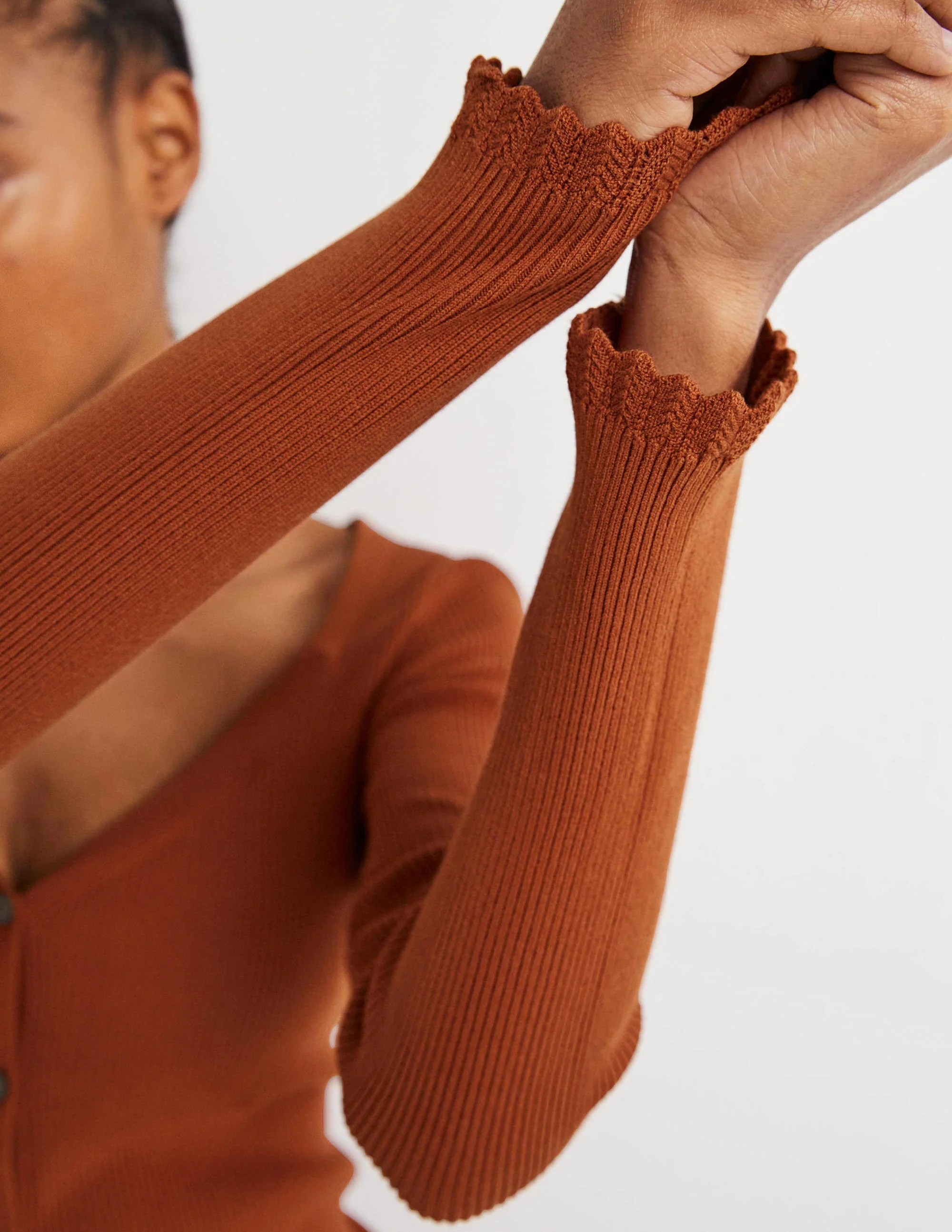 Ribbed Sweetheart Cardigan-Rust - Image 2