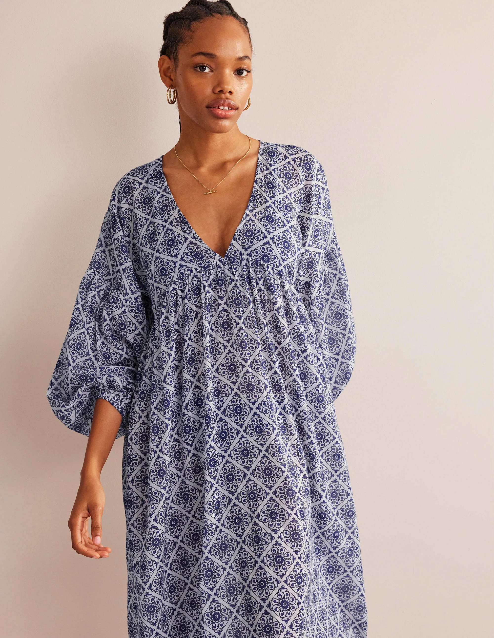Sarah Maxi Kaftan Dress-Ivory, Flora Swirl - Image 4