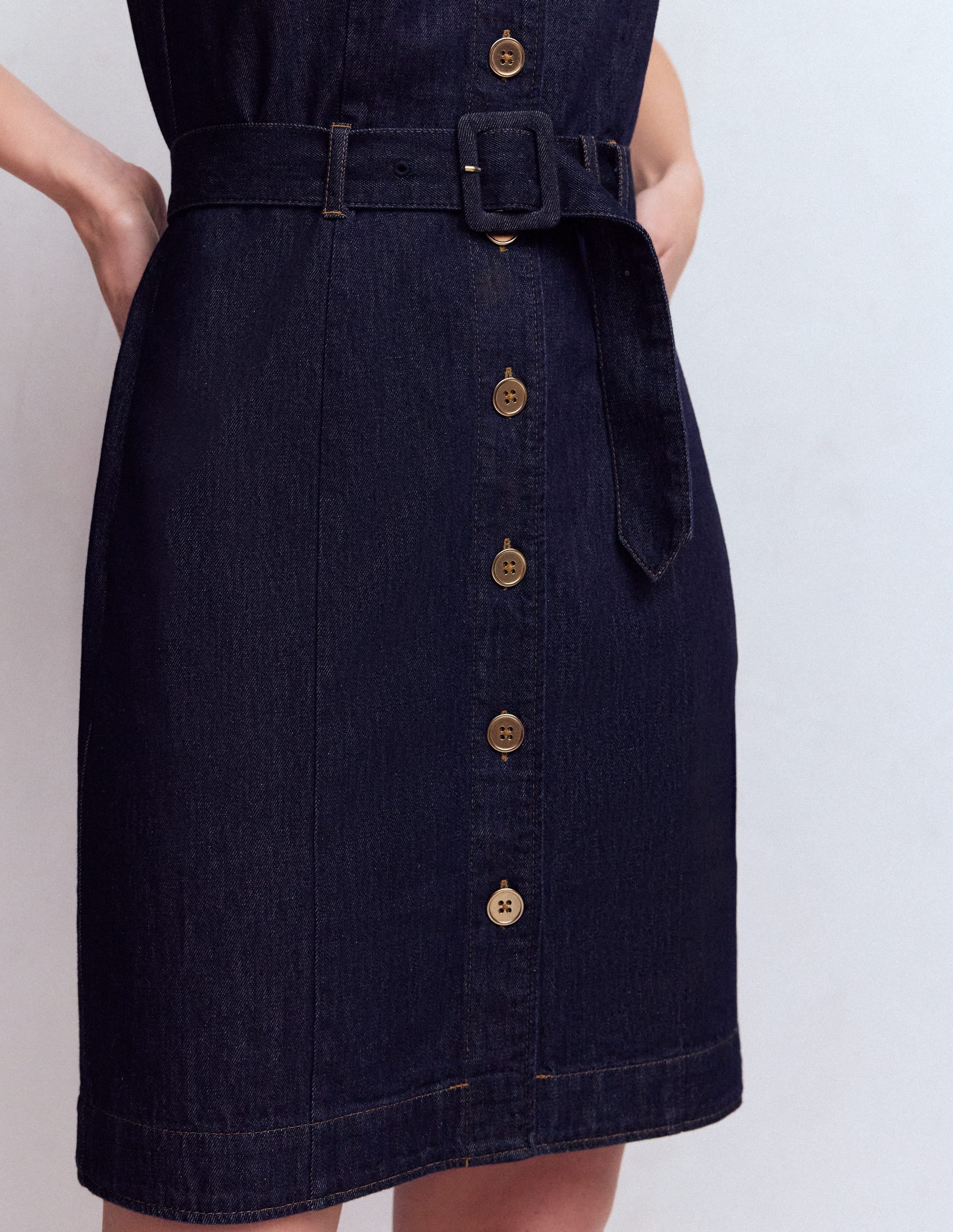 Short Gold Button Denim Dress-Indigo - Image 2