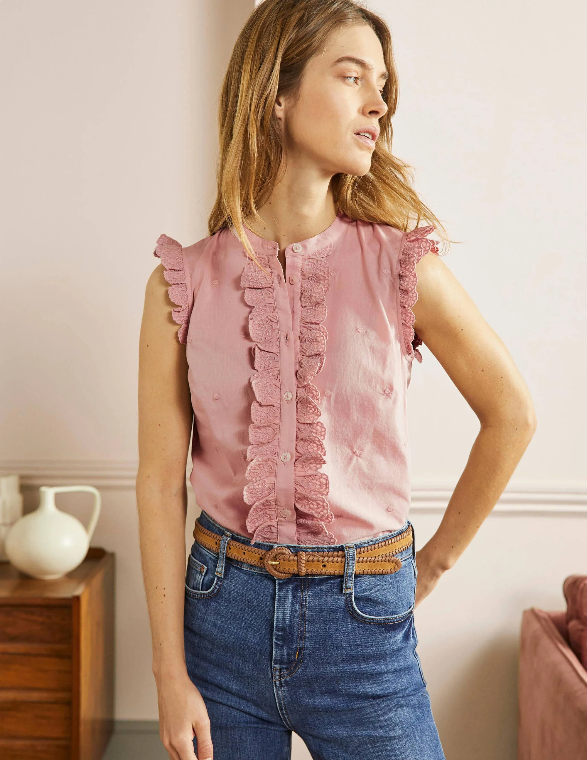 Sleeveless Embroidered Shirt-Milkshake - Image 4