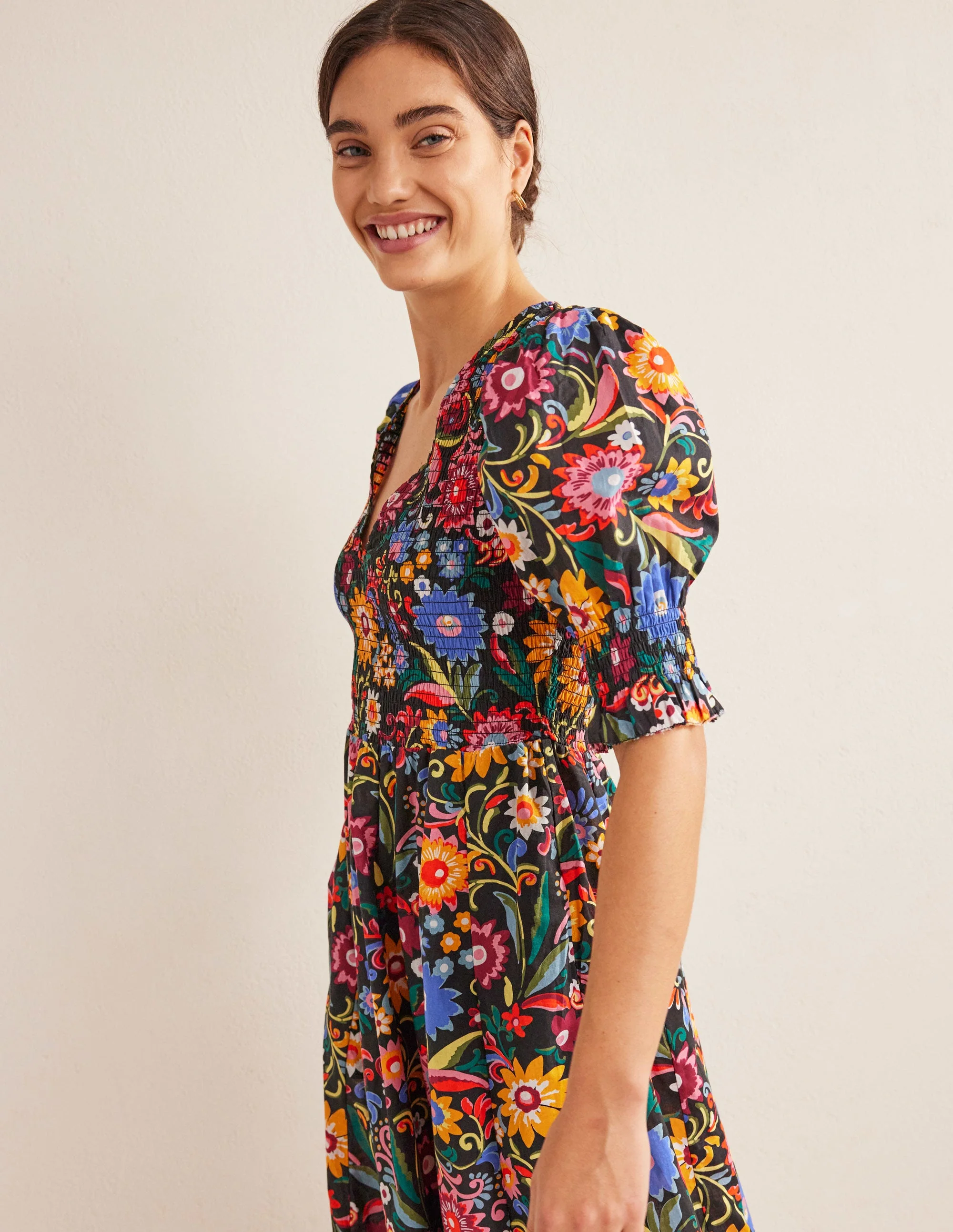 Smocked Bodice Midi Dress-Black, Gardenia Pop - Image 4