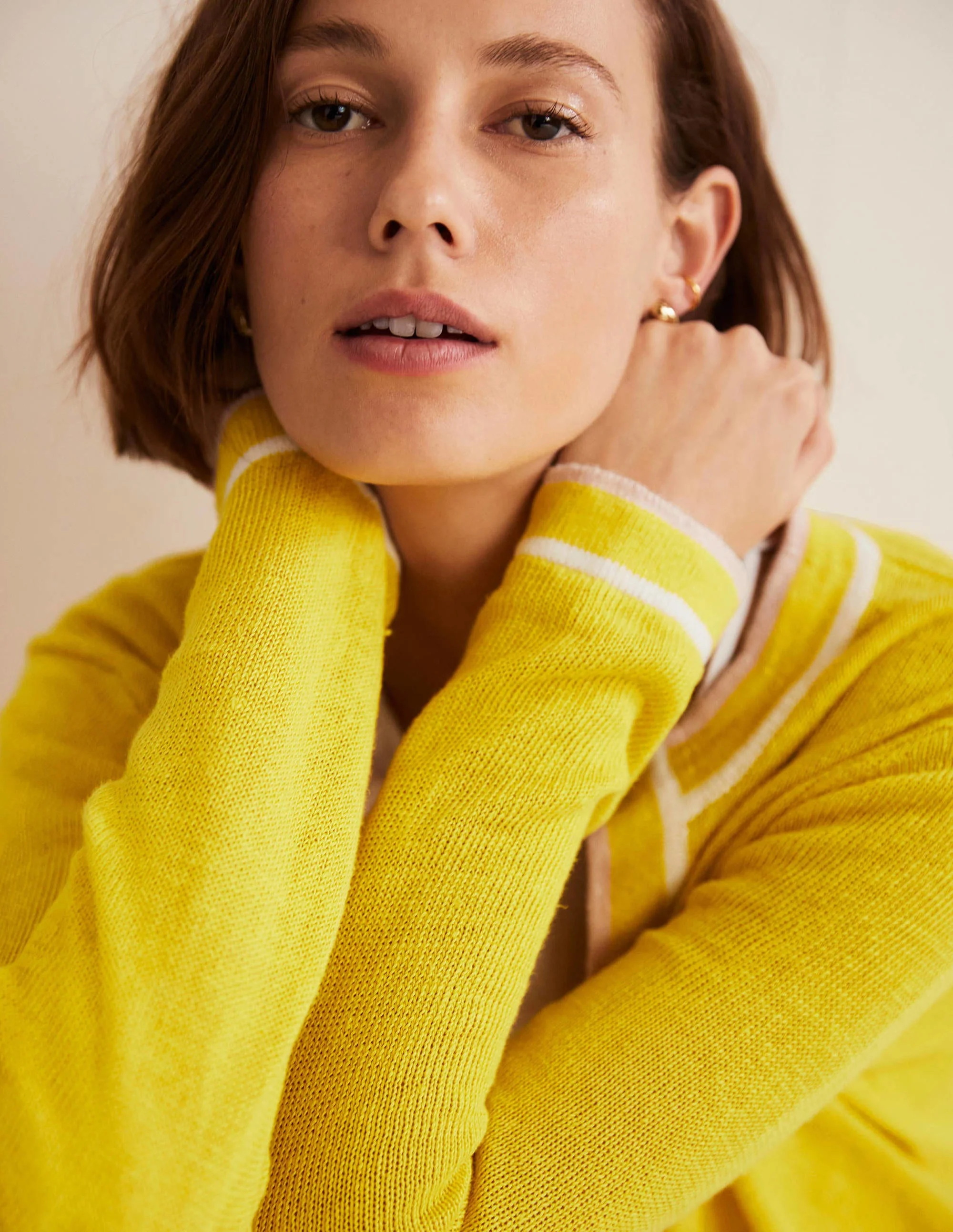 Stripe Trim Linen Cardigan-Lemon Fizz - Image 4