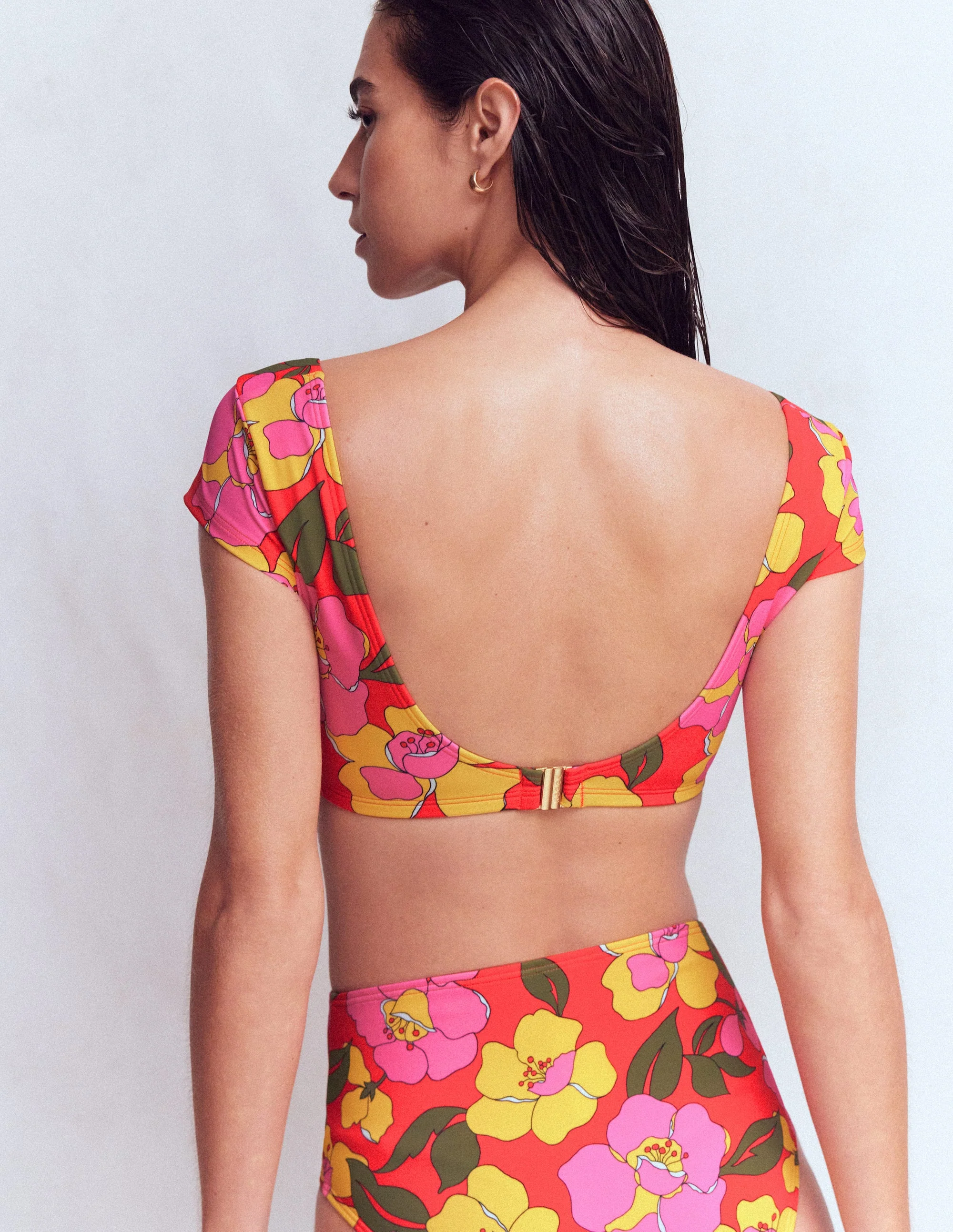 Sweetheart Sleeve Bikini Top-Red, Radiant Bloom - Image 4