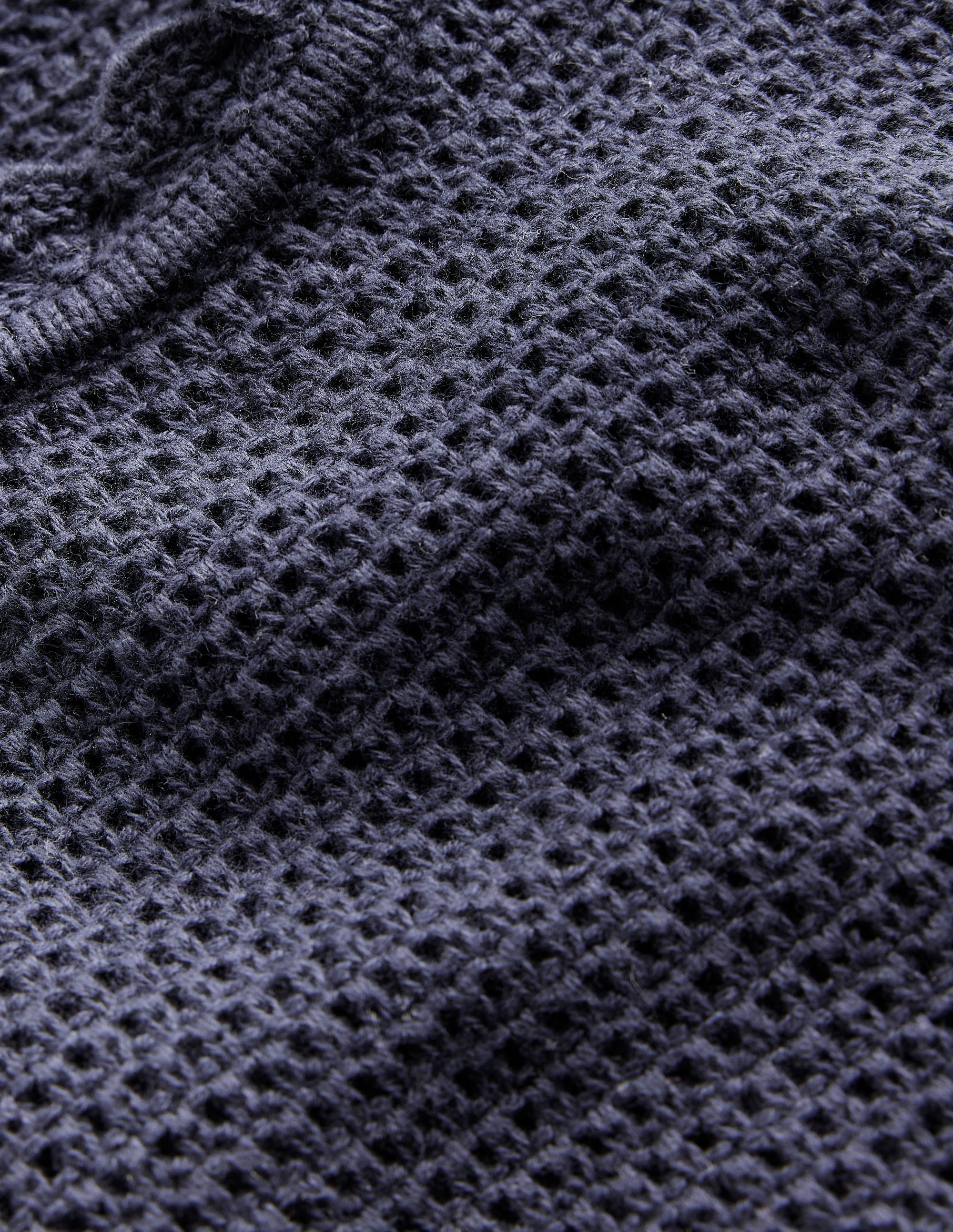 Textured Scallop Vest-Navy - Image 6