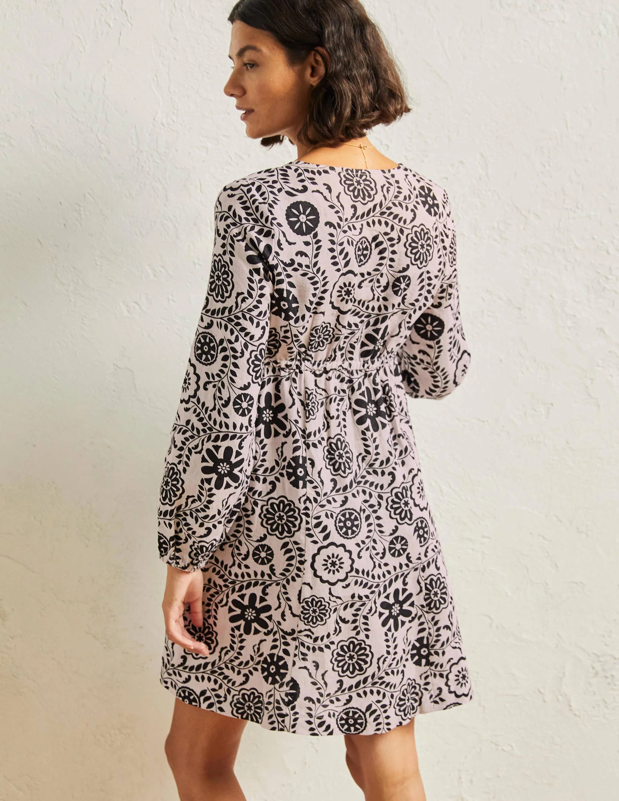 V-Neck Flippy Mini Dress-Ivory, Black Opulent Garden - Image 3